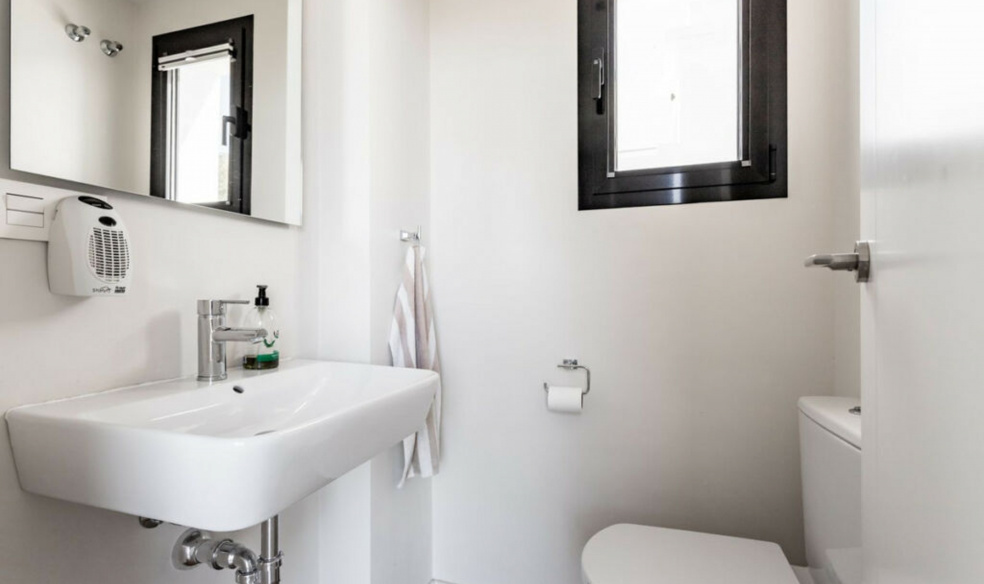 Resale - House -
Mijas