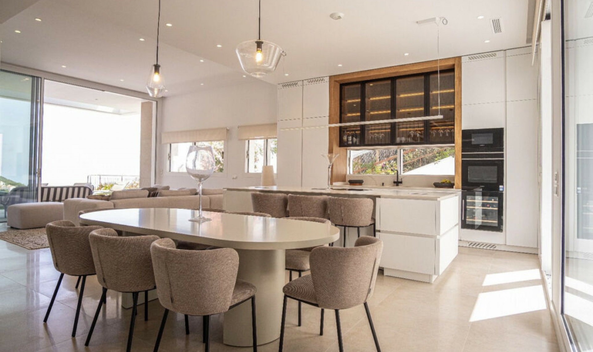 Resale - House -
Mijas