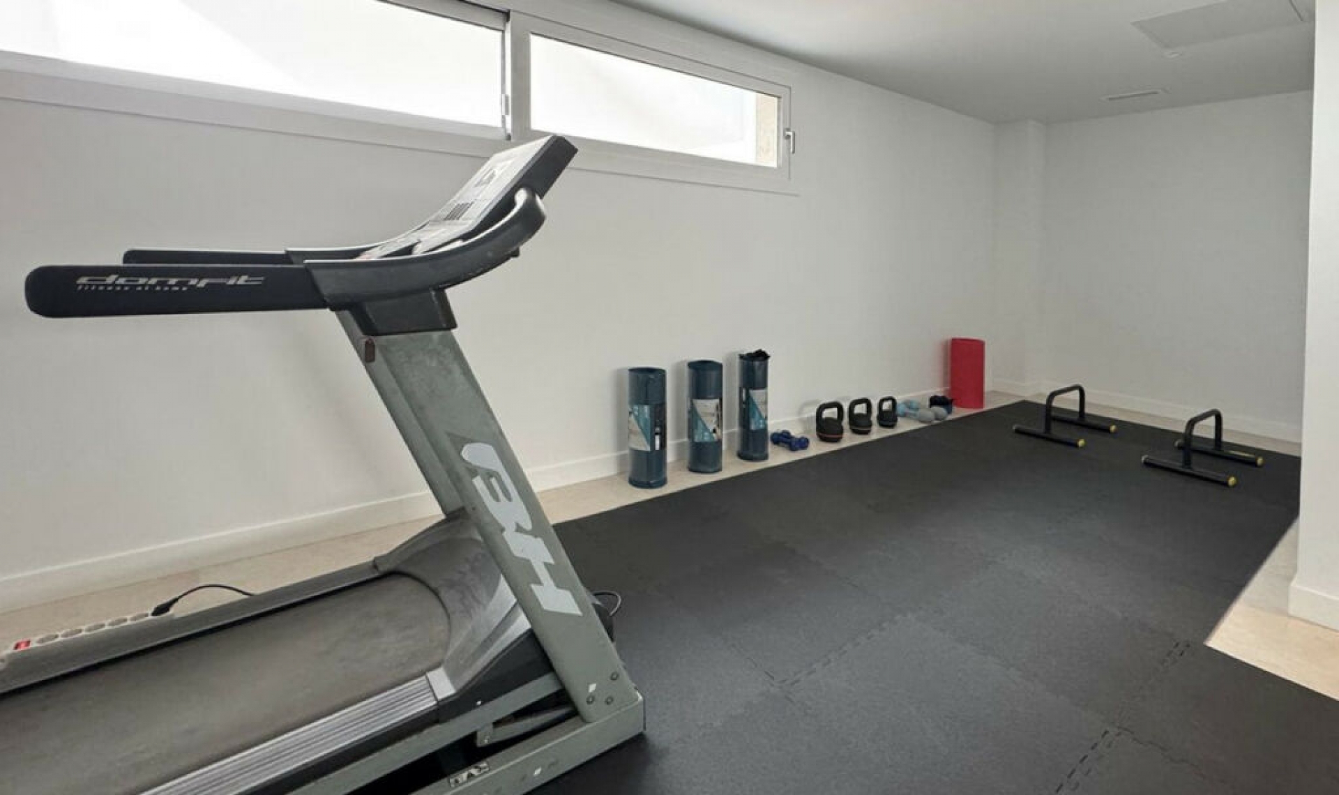 Resale - House -
Mijas