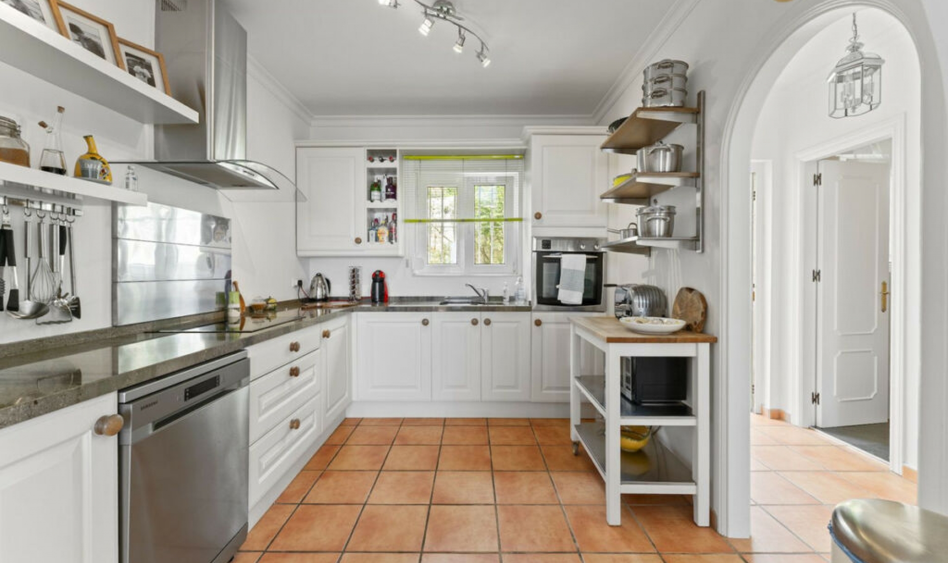 Resale - House -
Mijas