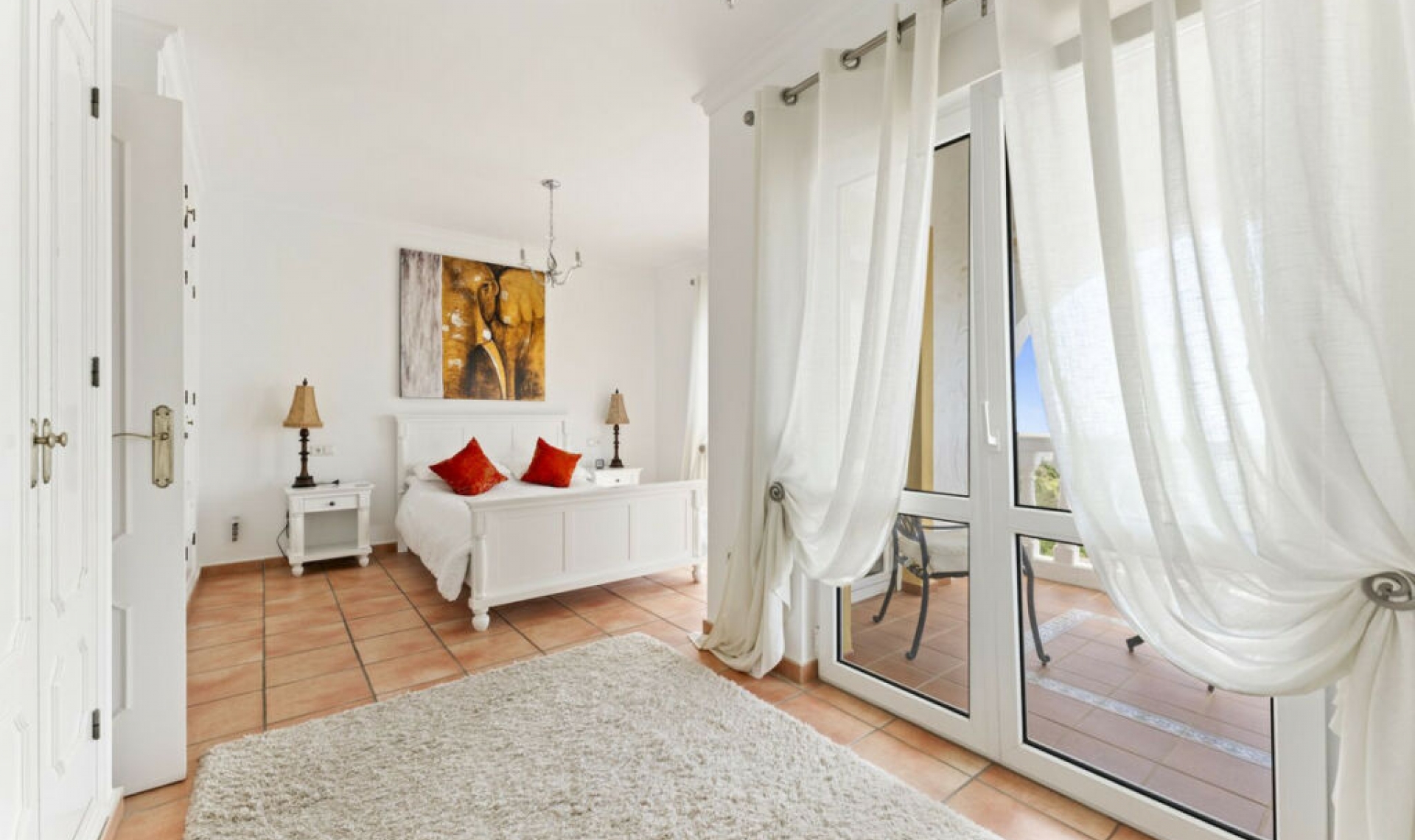 Resale - House -
Mijas