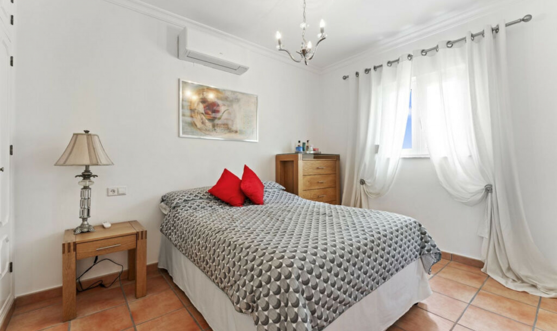 Resale - House -
Mijas