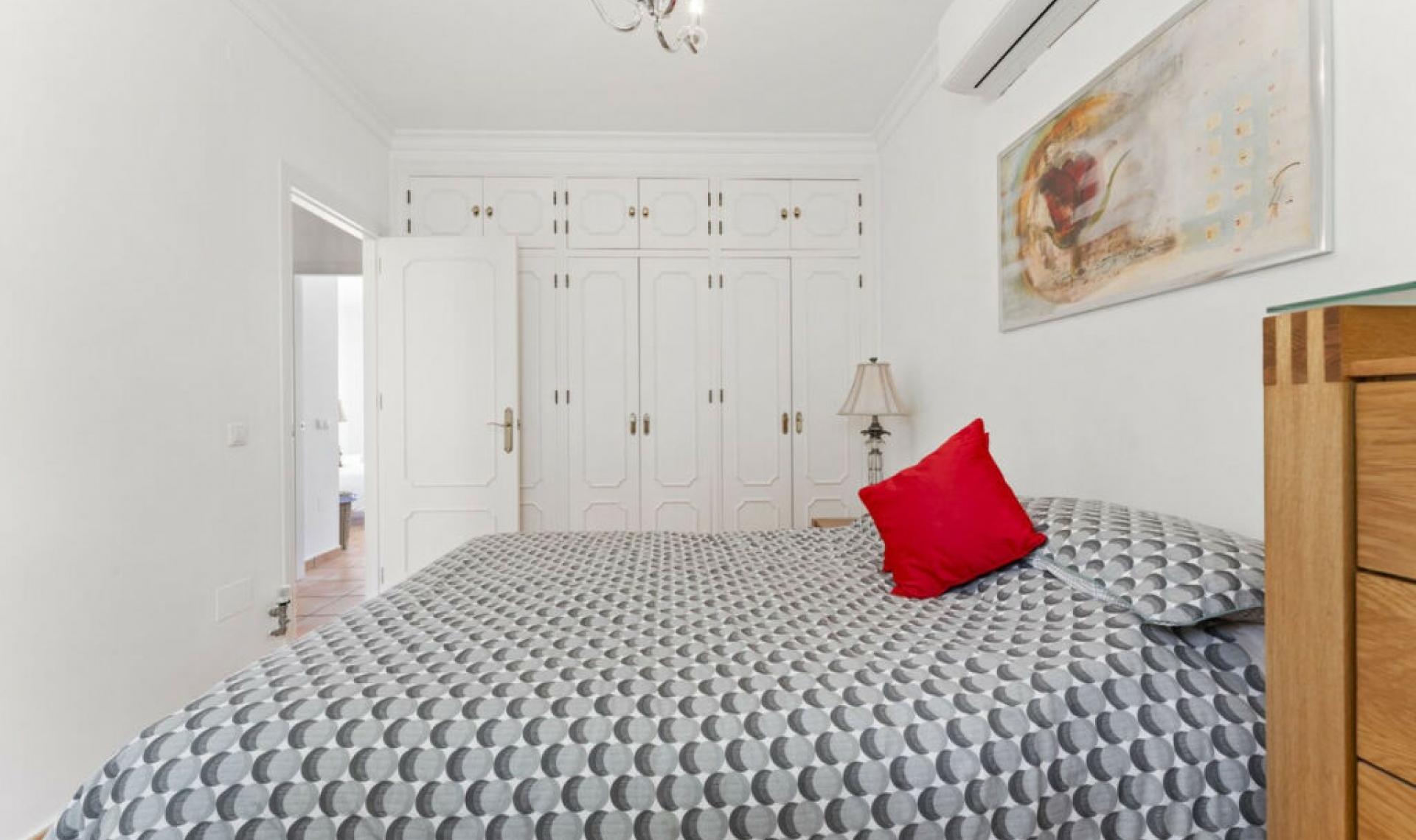 Resale - House -
Mijas