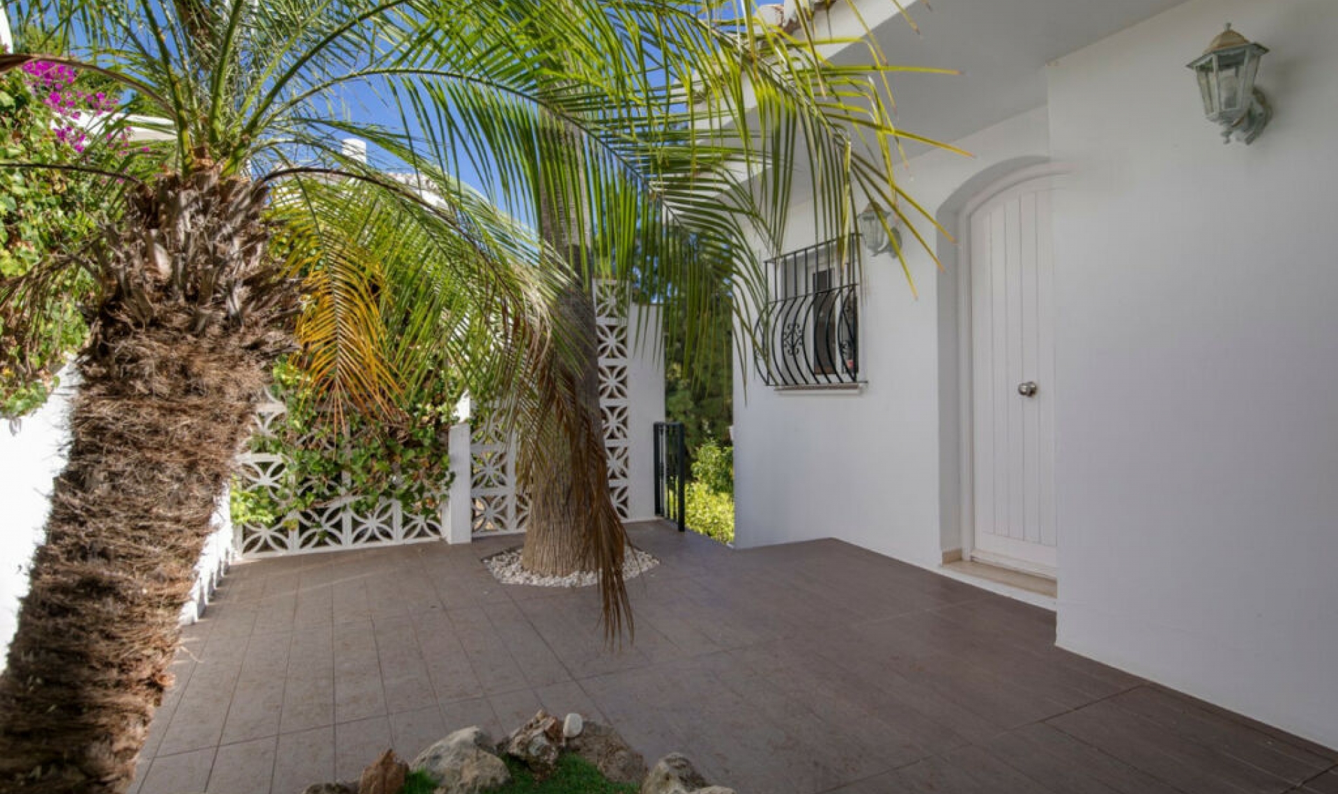 Resale - House -
Mijas