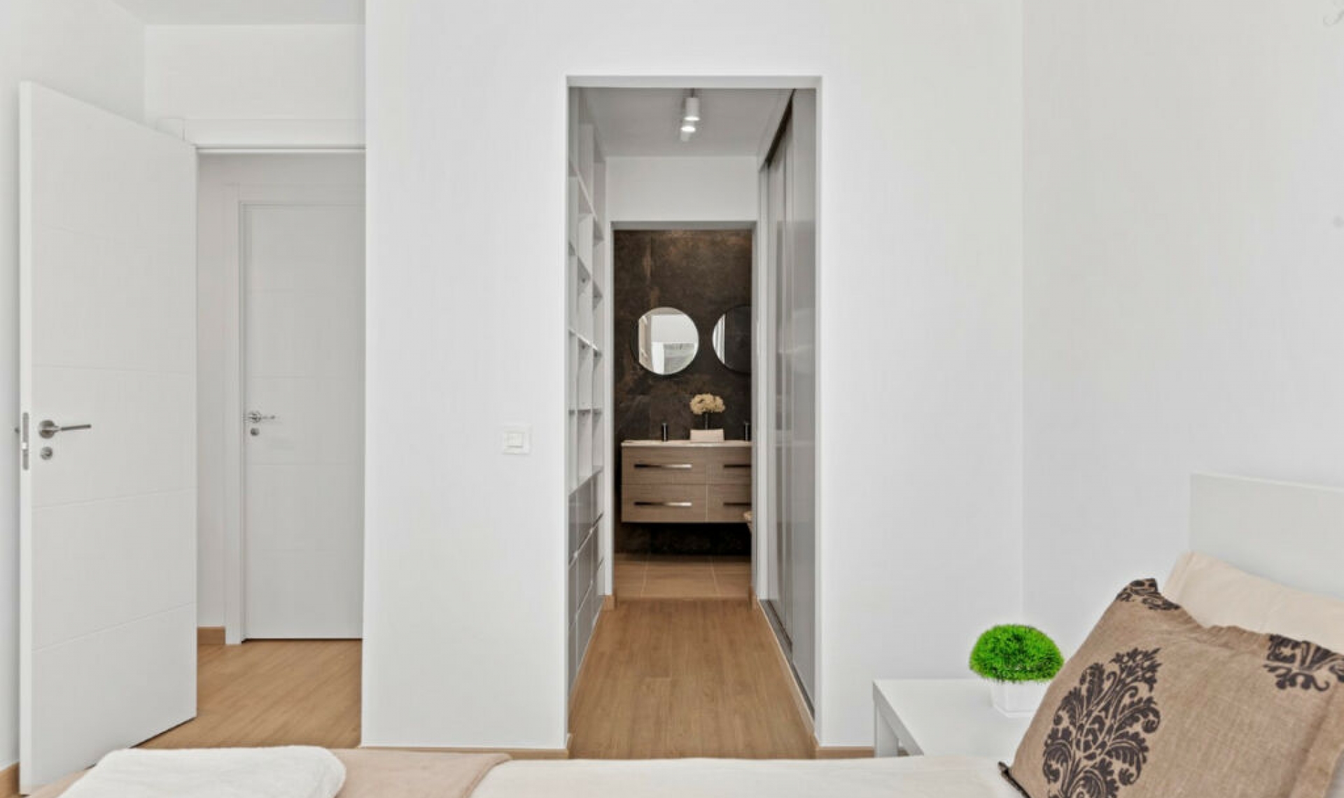 Resale - House -
Mijas