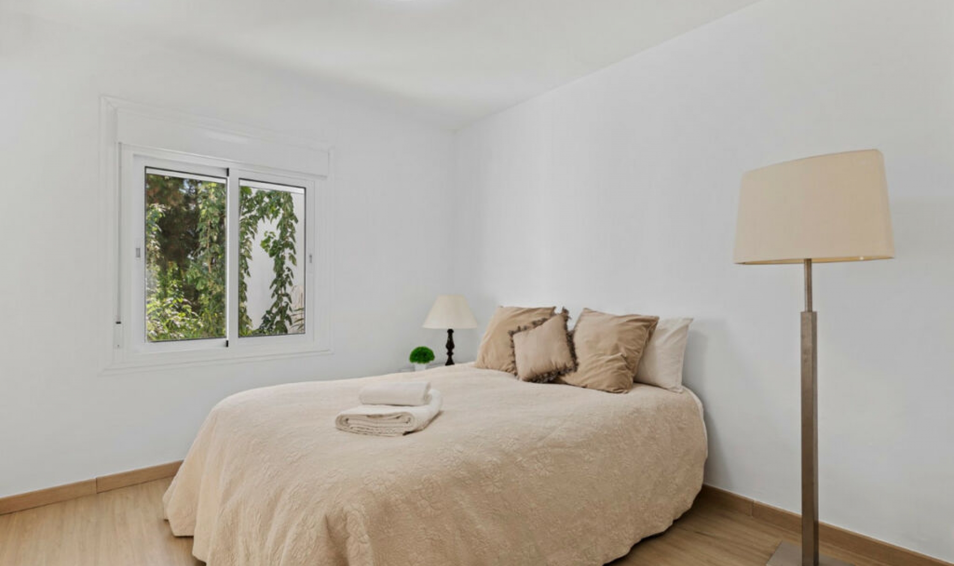 Resale - House -
Mijas