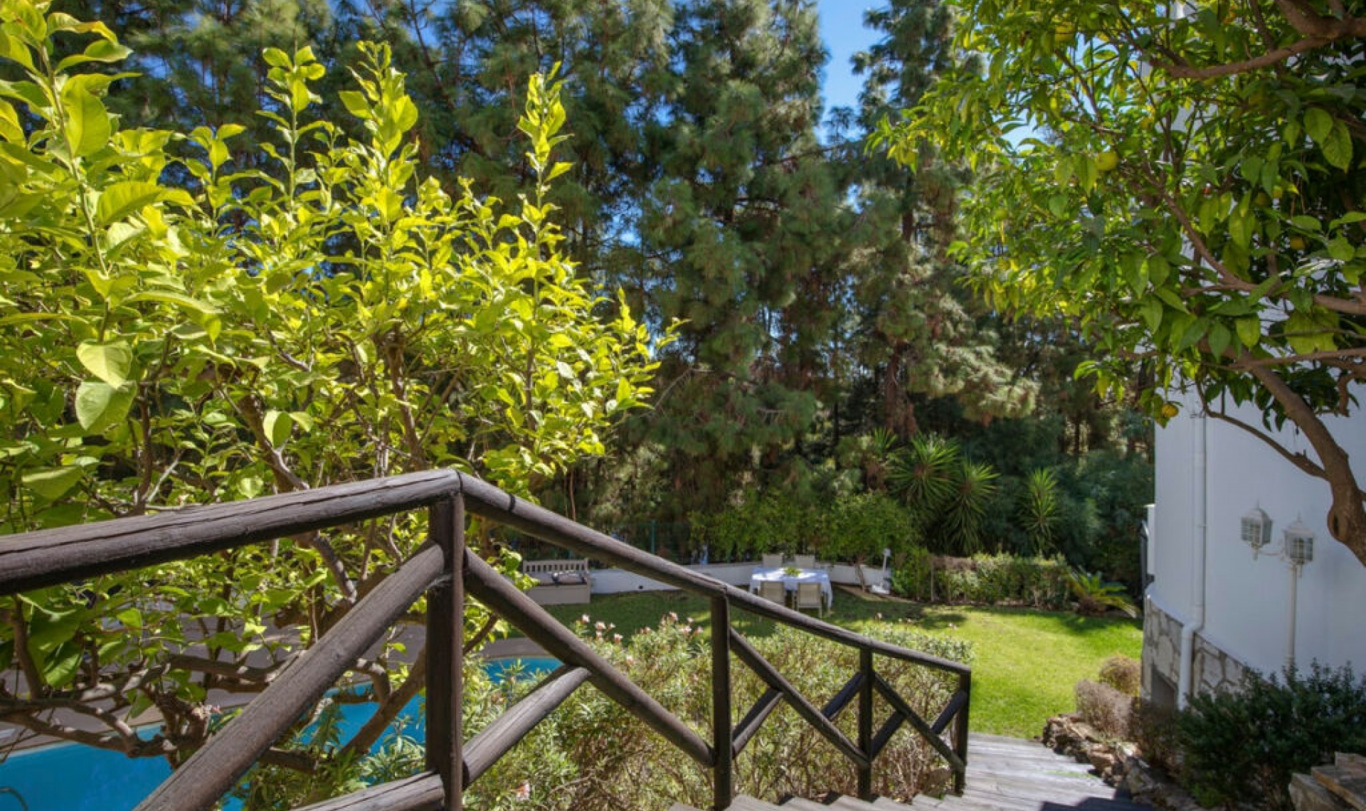 Resale - House -
Mijas