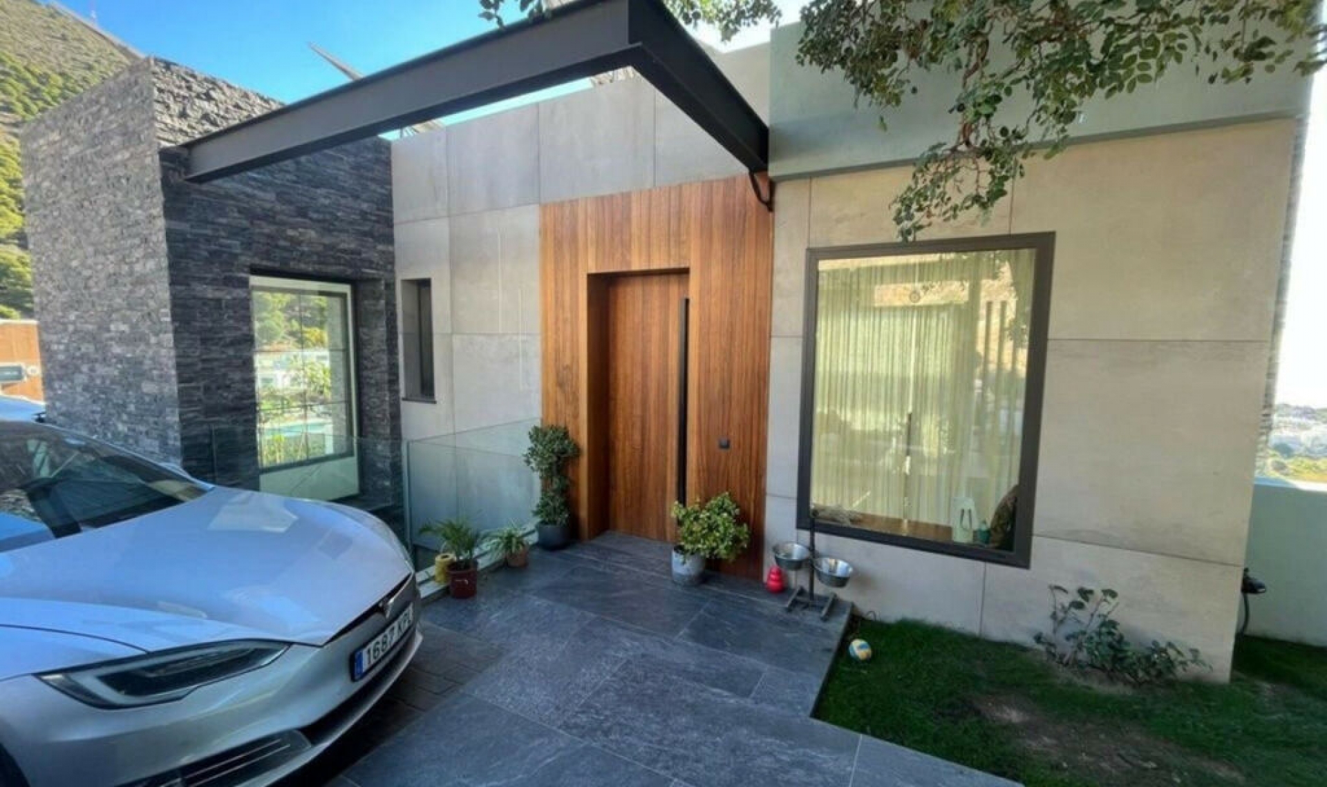 Resale - House -
Mijas