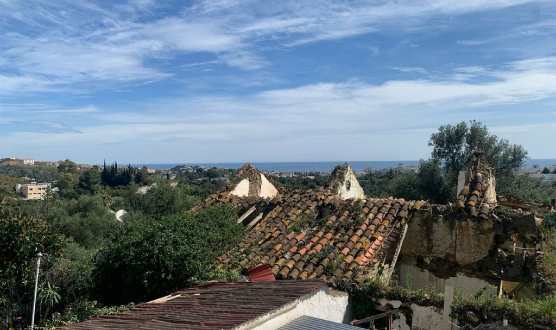 Resale - House -
Mijas