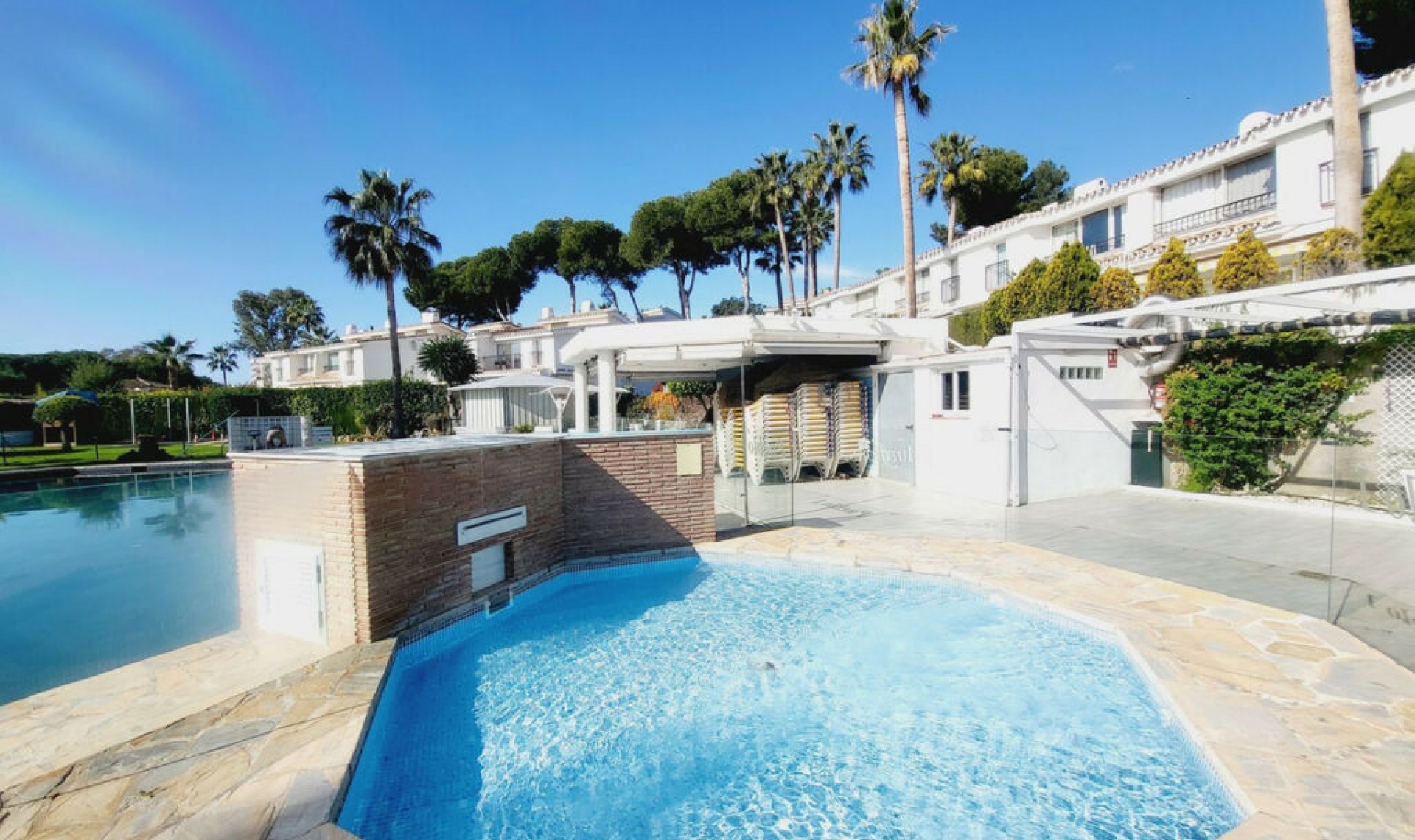 Resale - House -
Miraflores