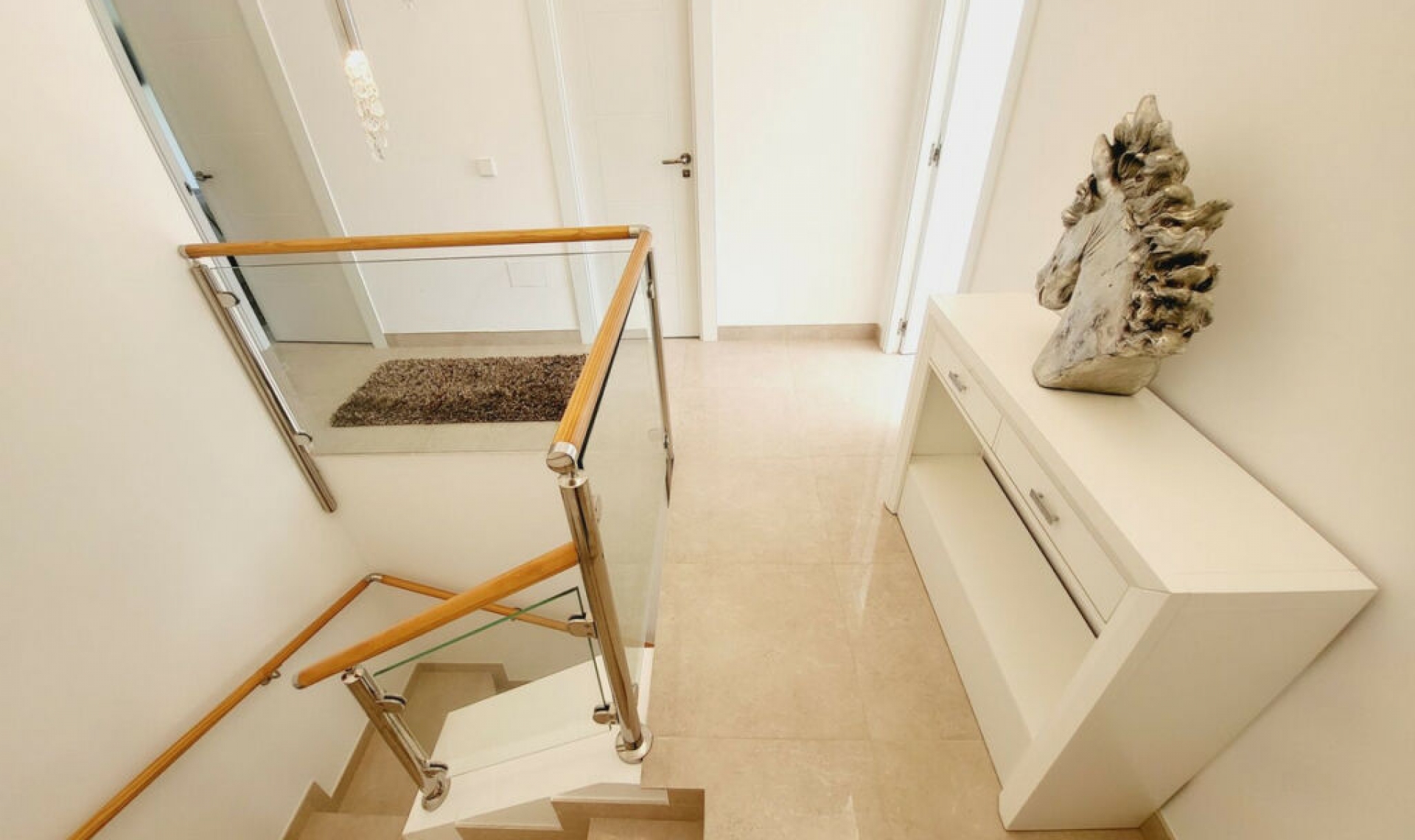 Resale - House -
Miraflores