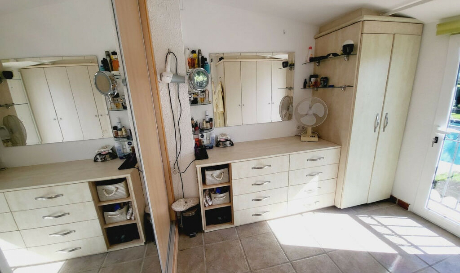 Resale - House -
Miraflores