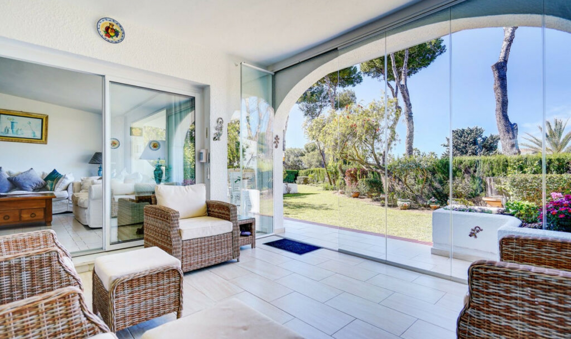 Resale - House -
Miraflores