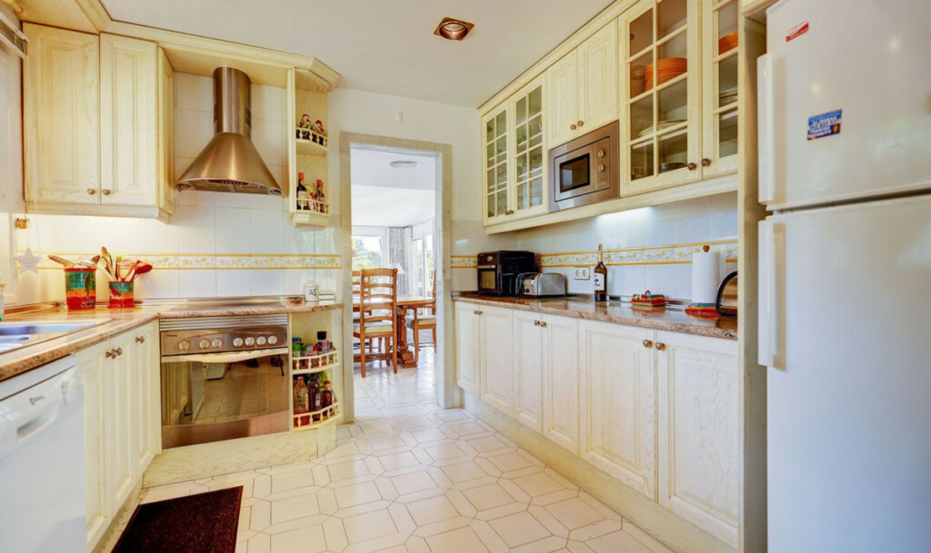 Resale - House -
Miraflores