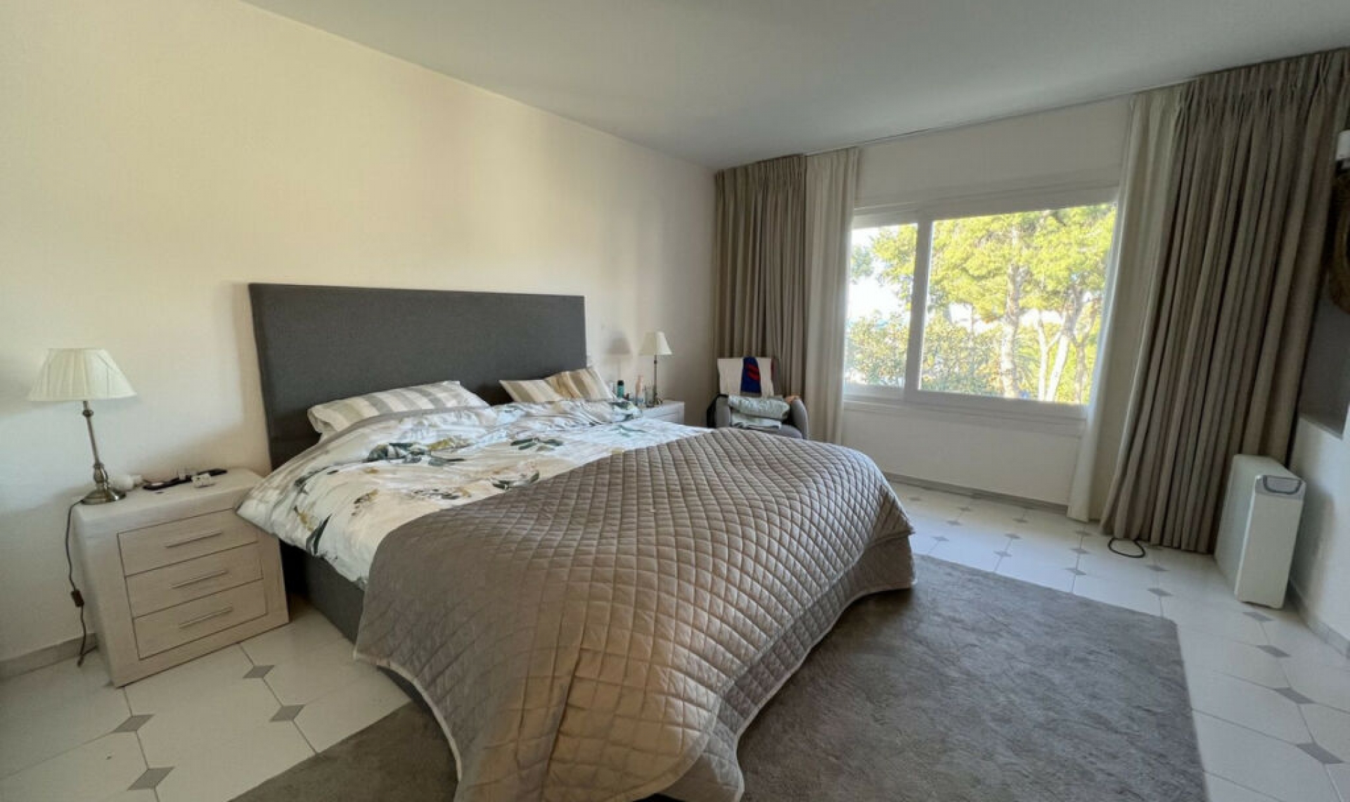 Resale - House -
Miraflores