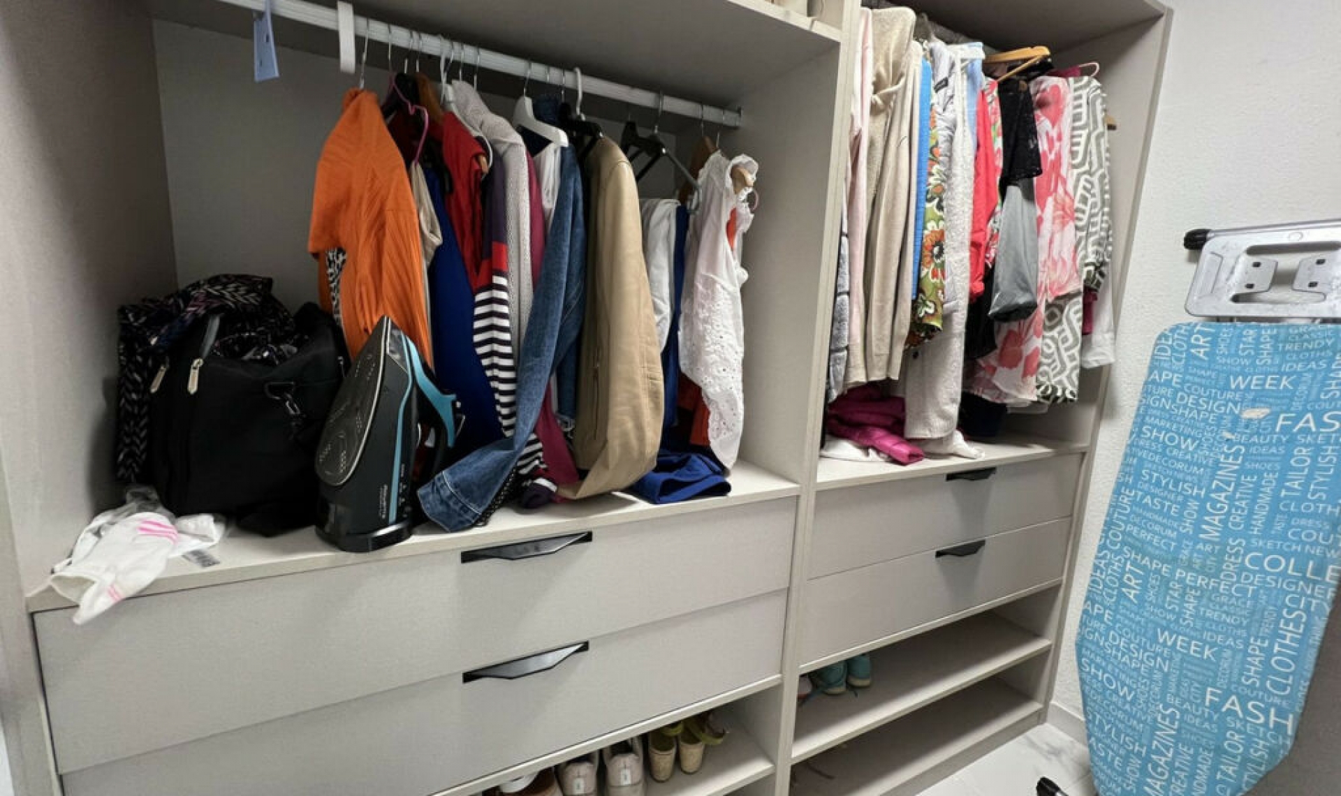 Resale - House -
Miraflores