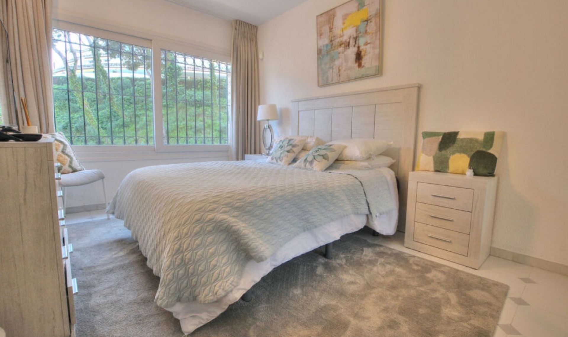 Resale - House -
Miraflores