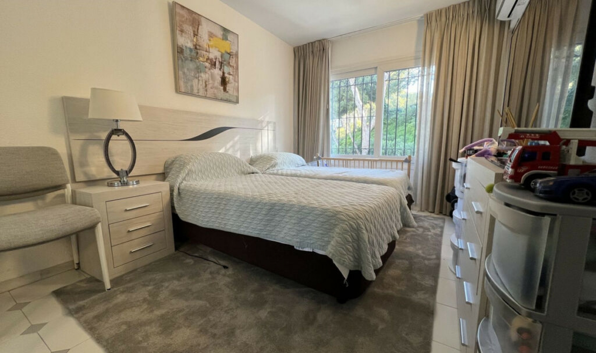 Resale - House -
Miraflores