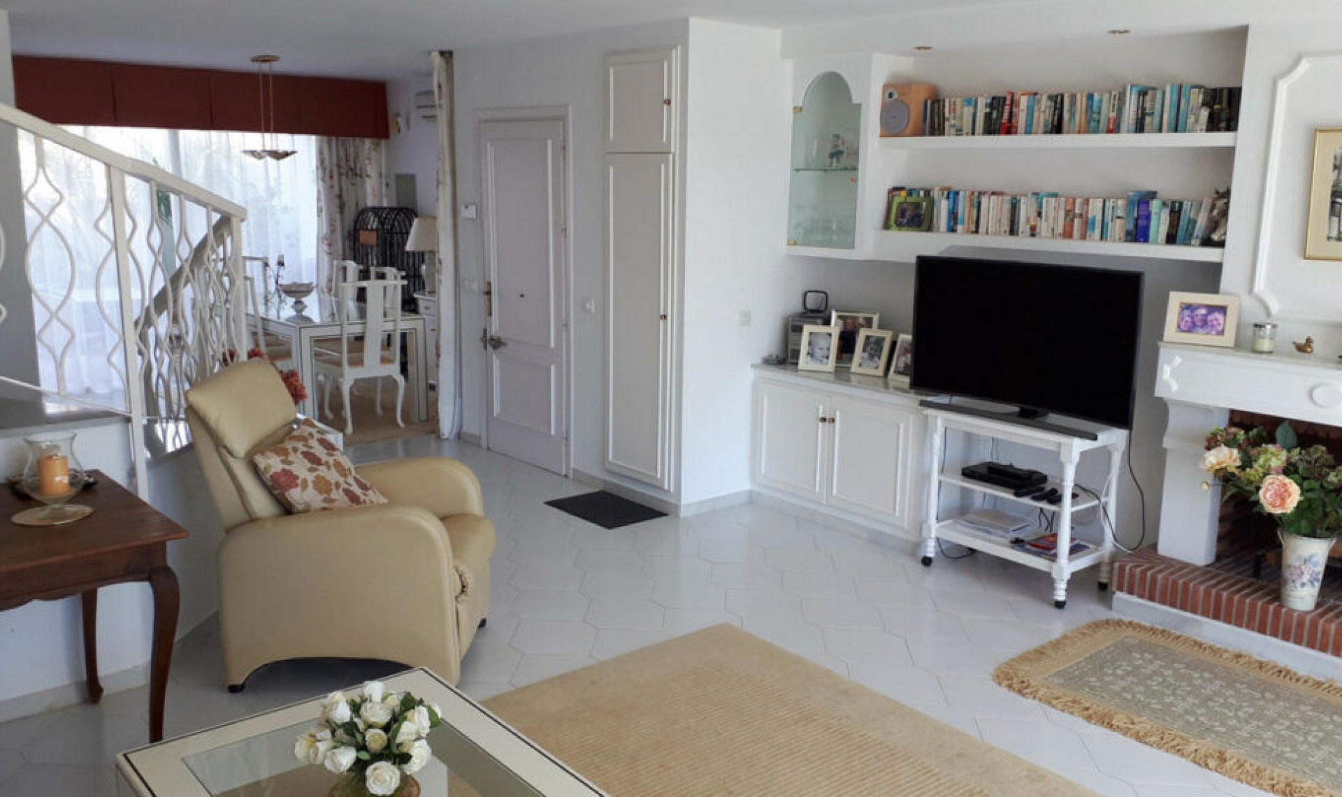 Resale - House -
Miraflores