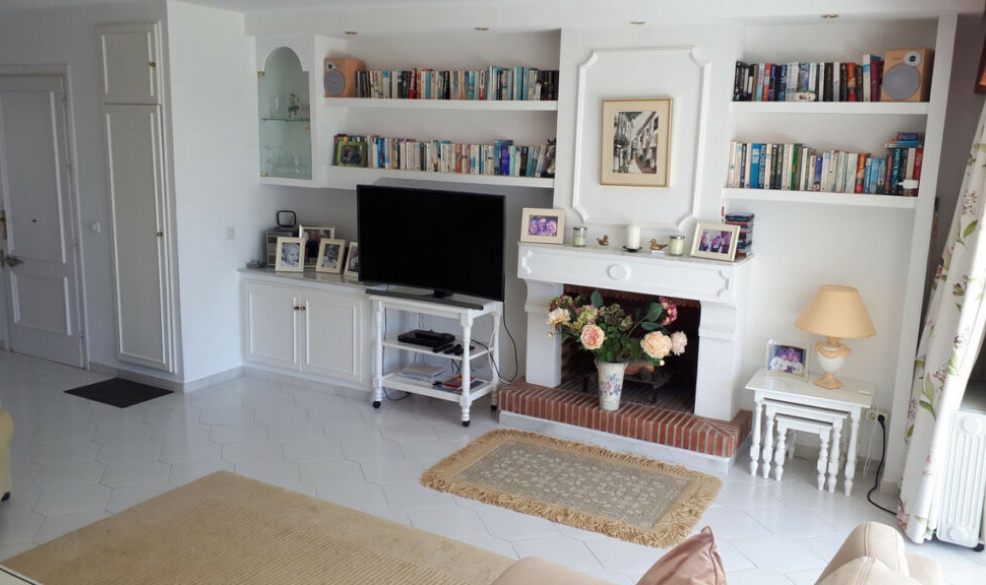 Resale - House -
Miraflores