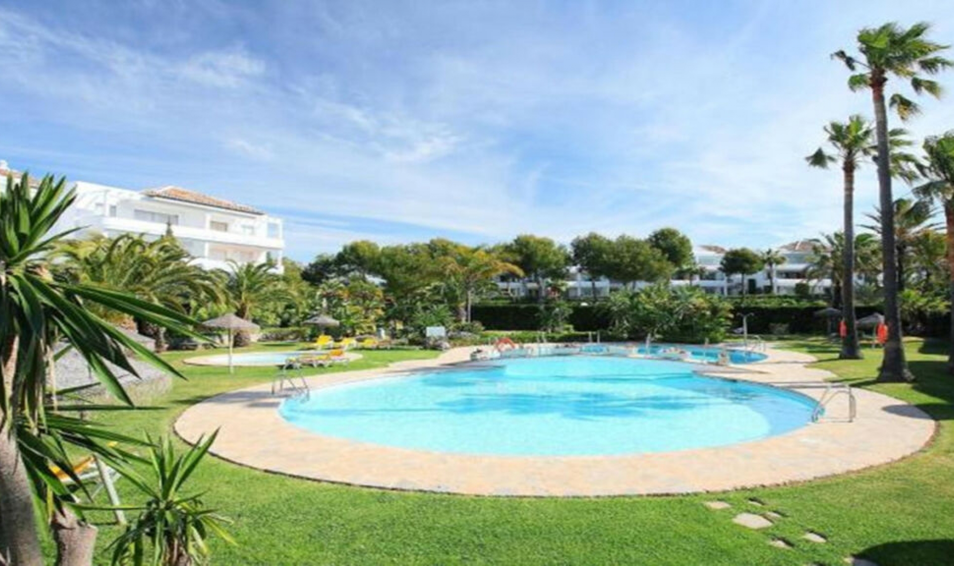 Resale - House -
Miraflores