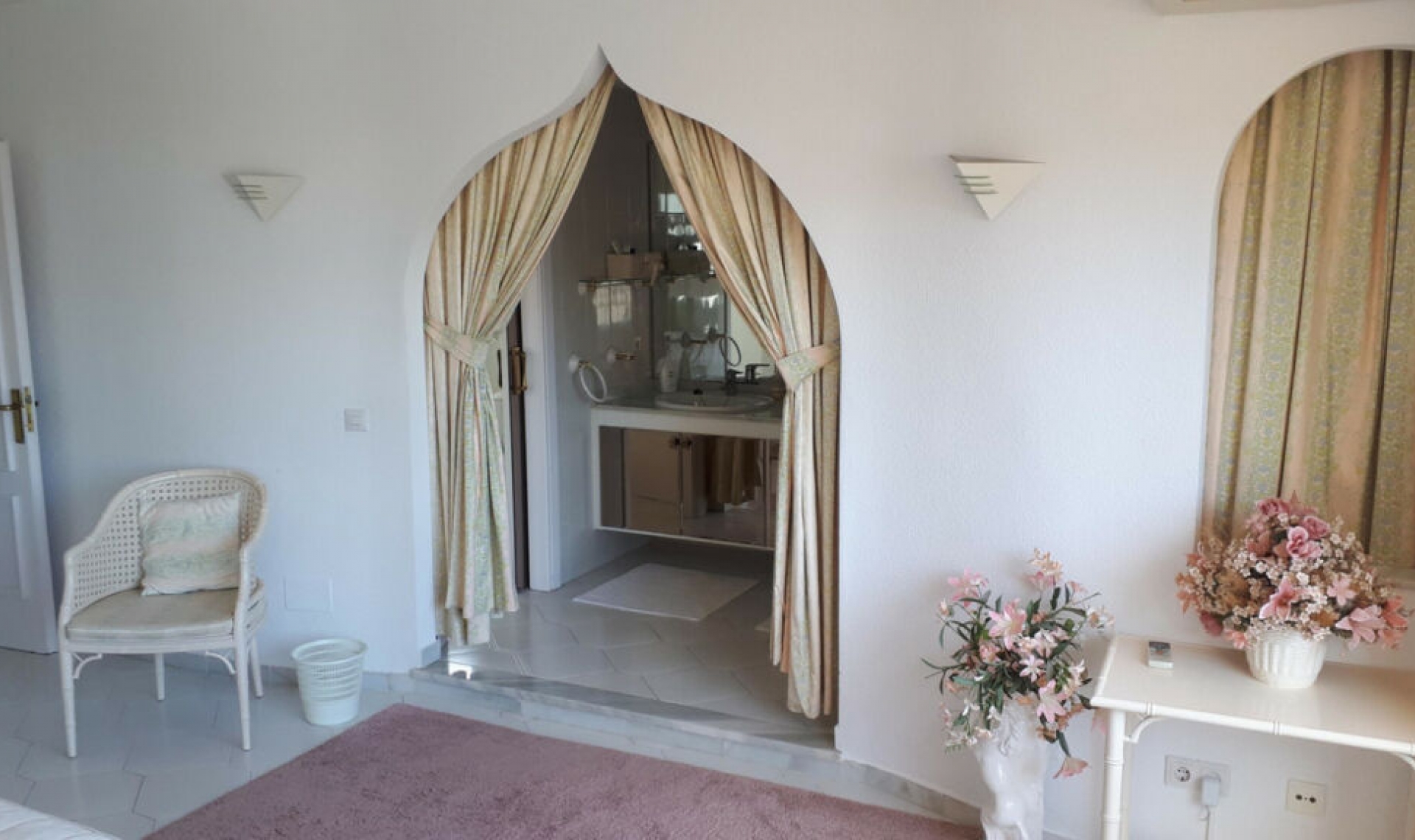 Resale - House -
Miraflores
