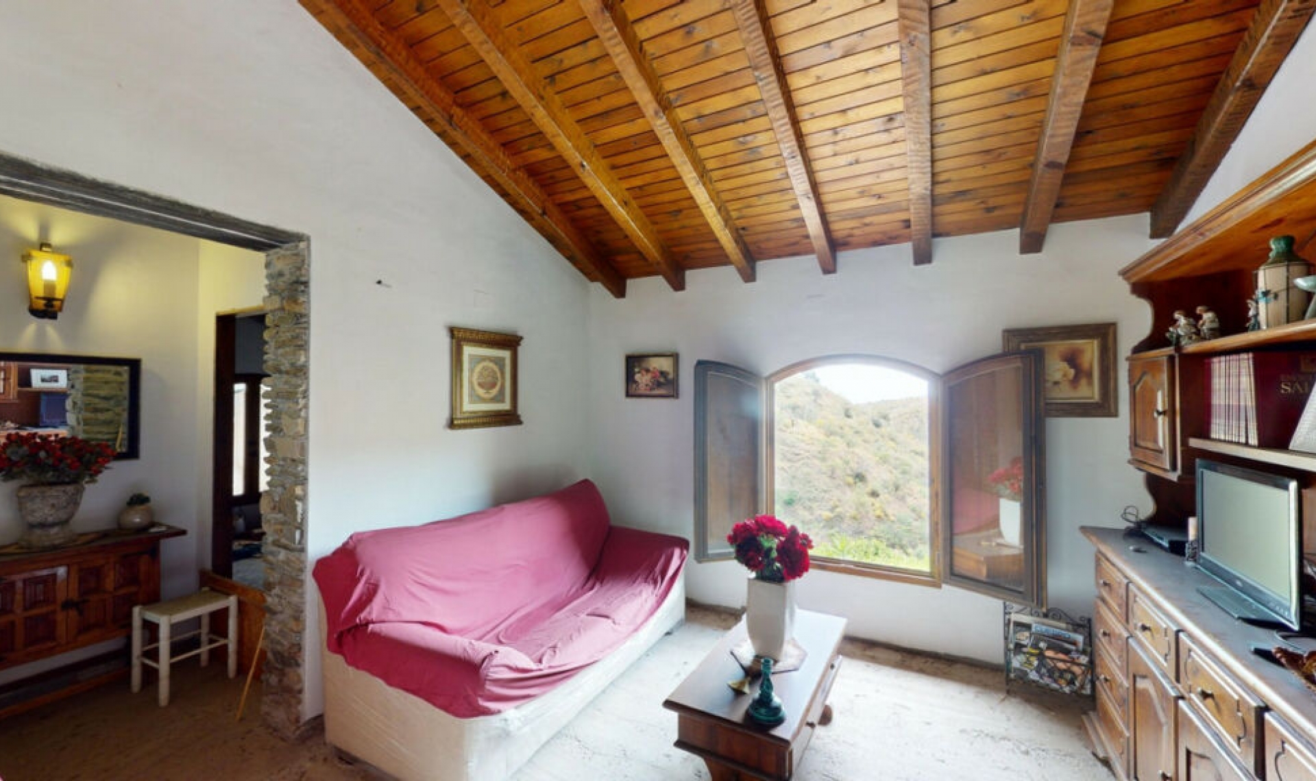 Resale - House -
Moclinejo