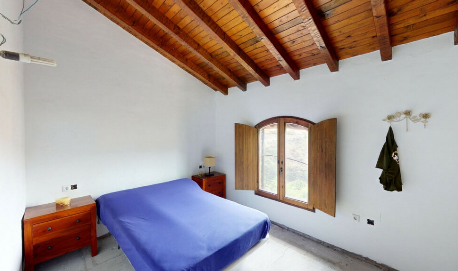 Resale - House -
Moclinejo