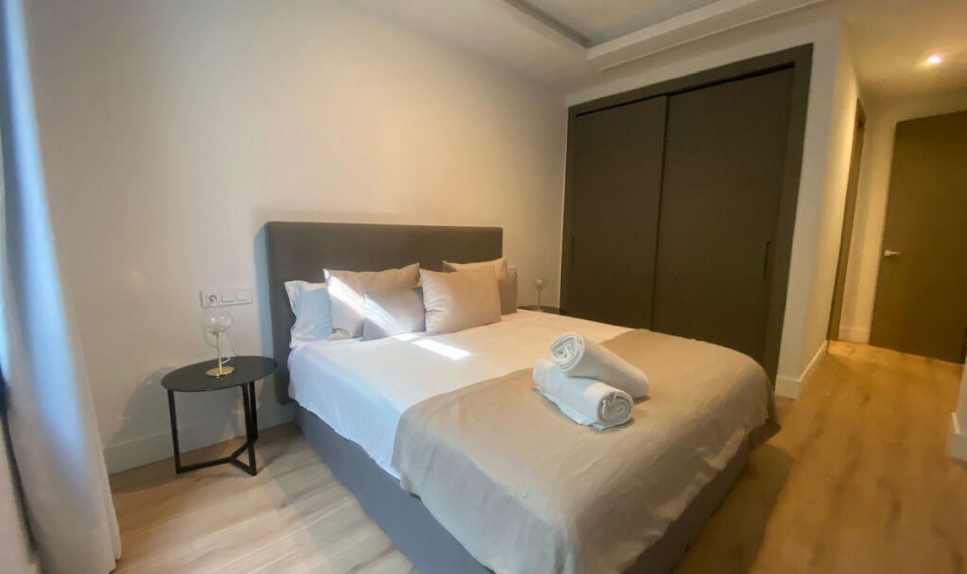 Resale - House -
Monte Halcones