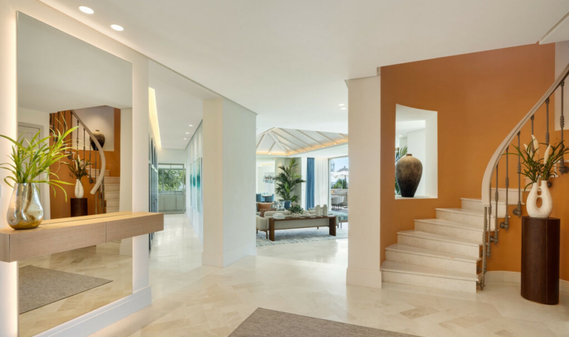 Resale - House -
Monte Halcones