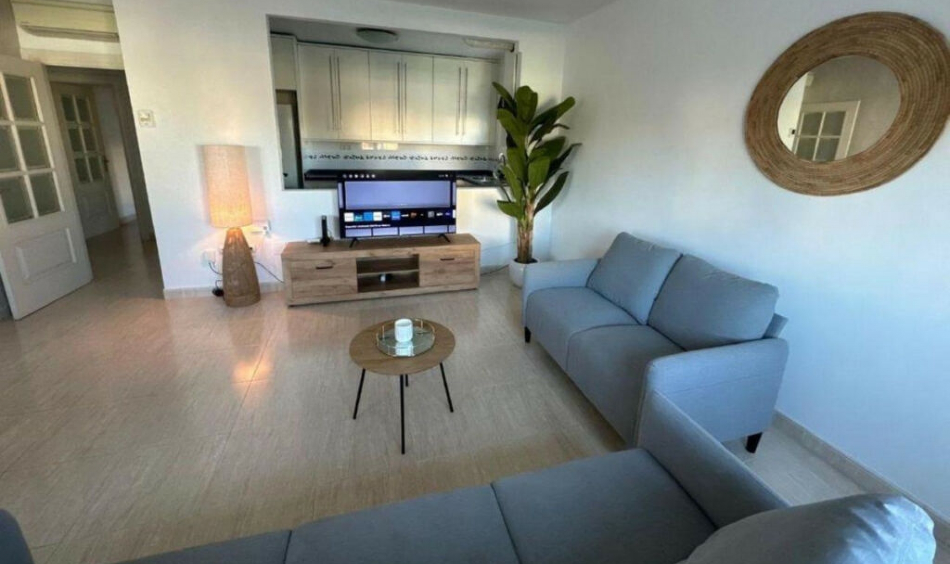 Resale - House -
Montemar