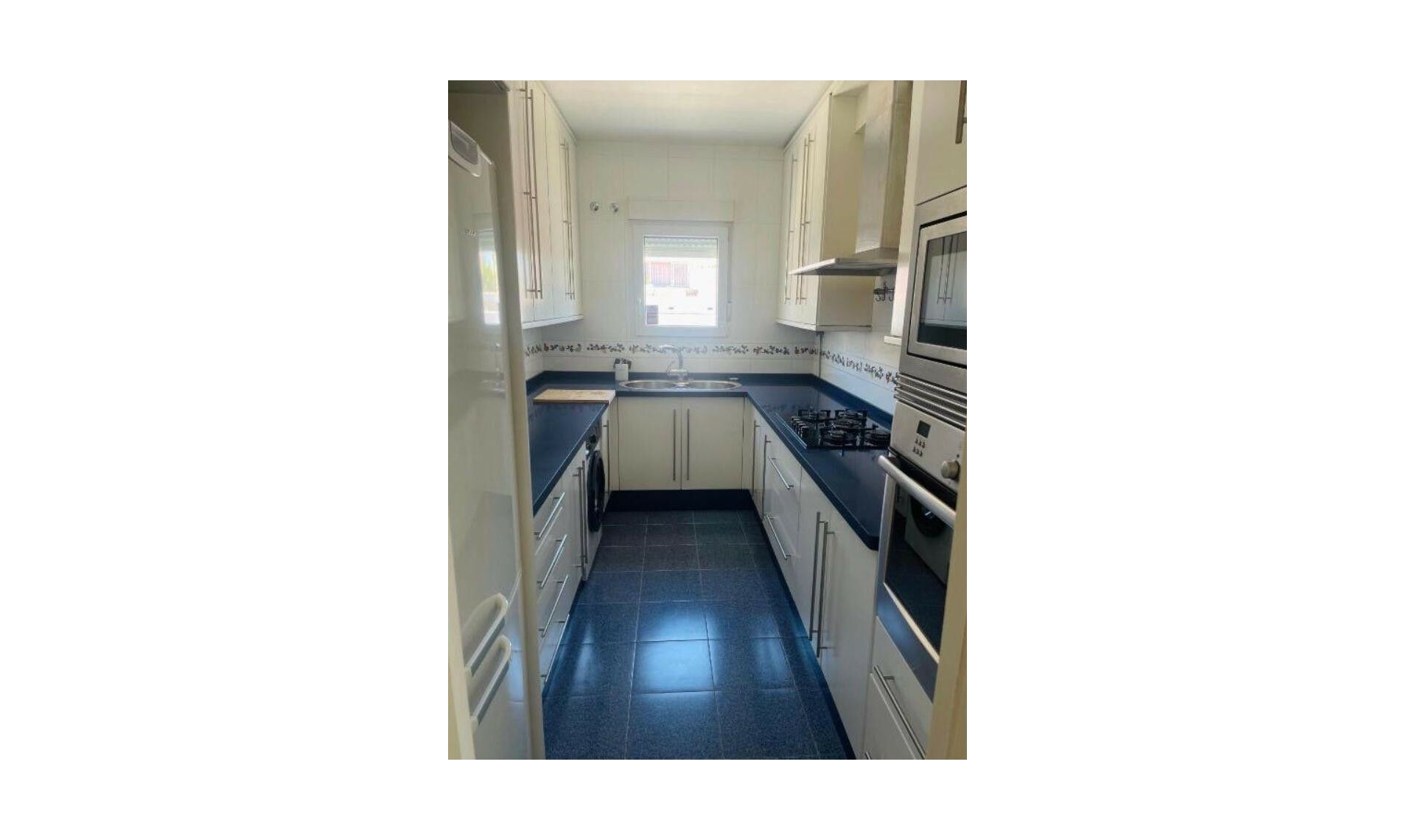 Resale - House -
Montemar
