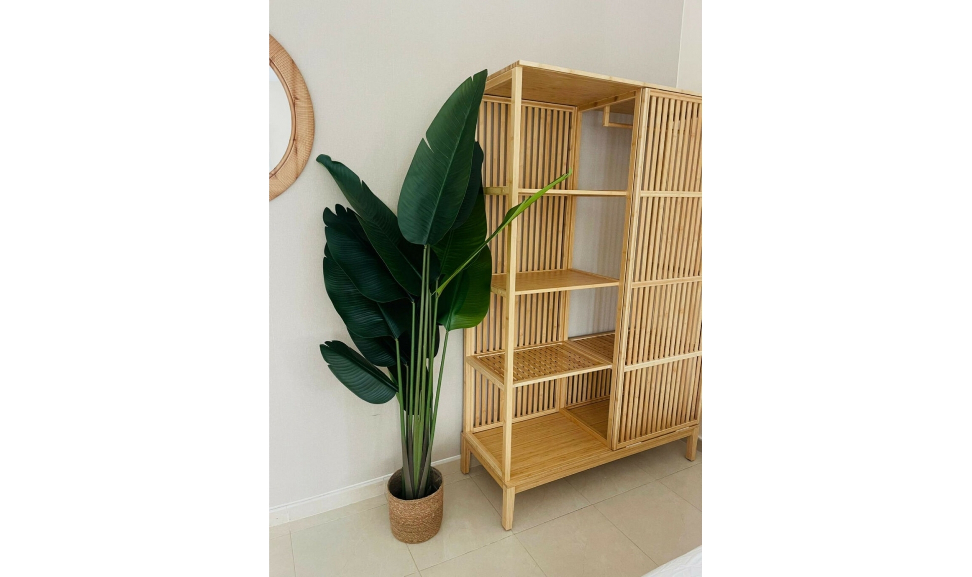 Resale - House -
Montemar