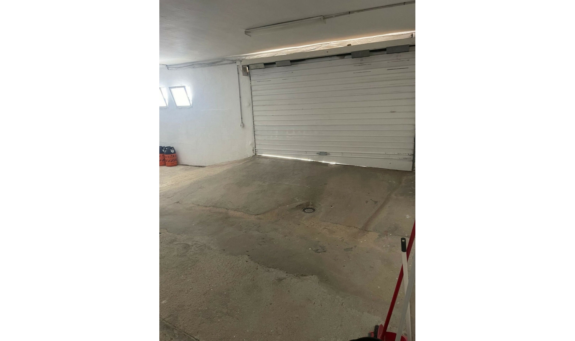 Resale - House -
Montemar