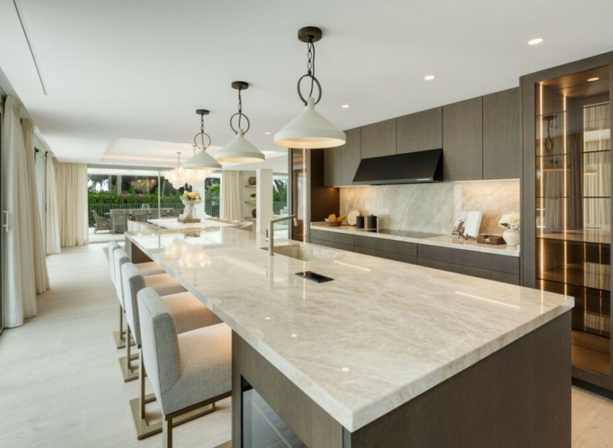 Resale - House -
Nagüeles