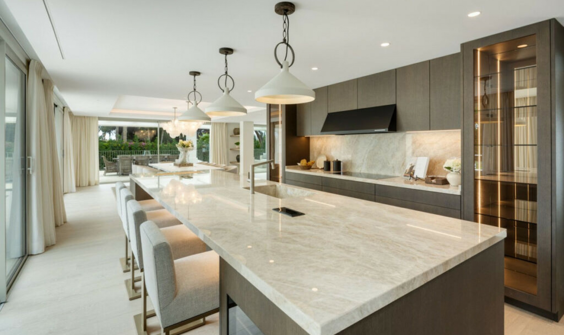 Resale - House -
Nagüeles