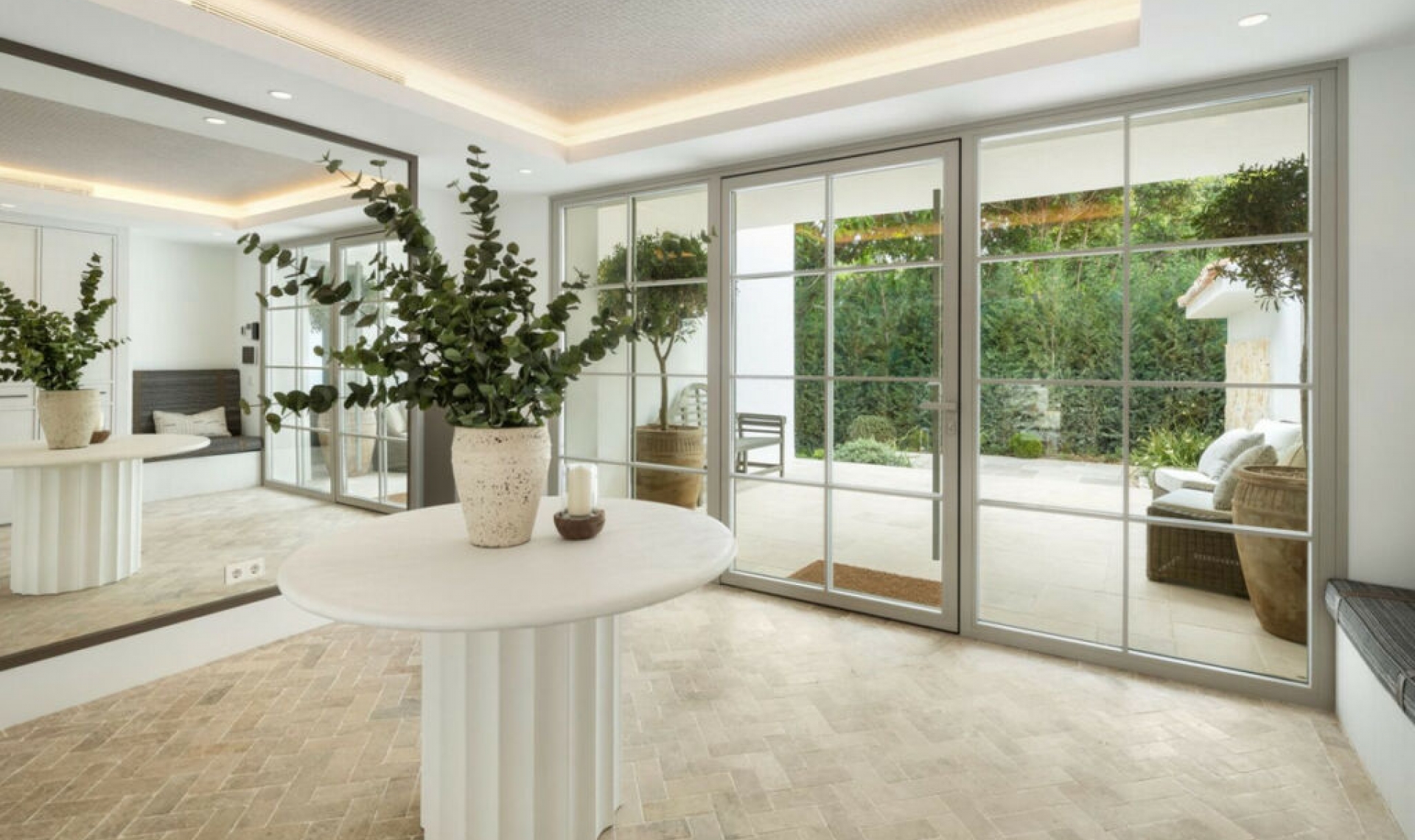 Resale - House -
Nagüeles