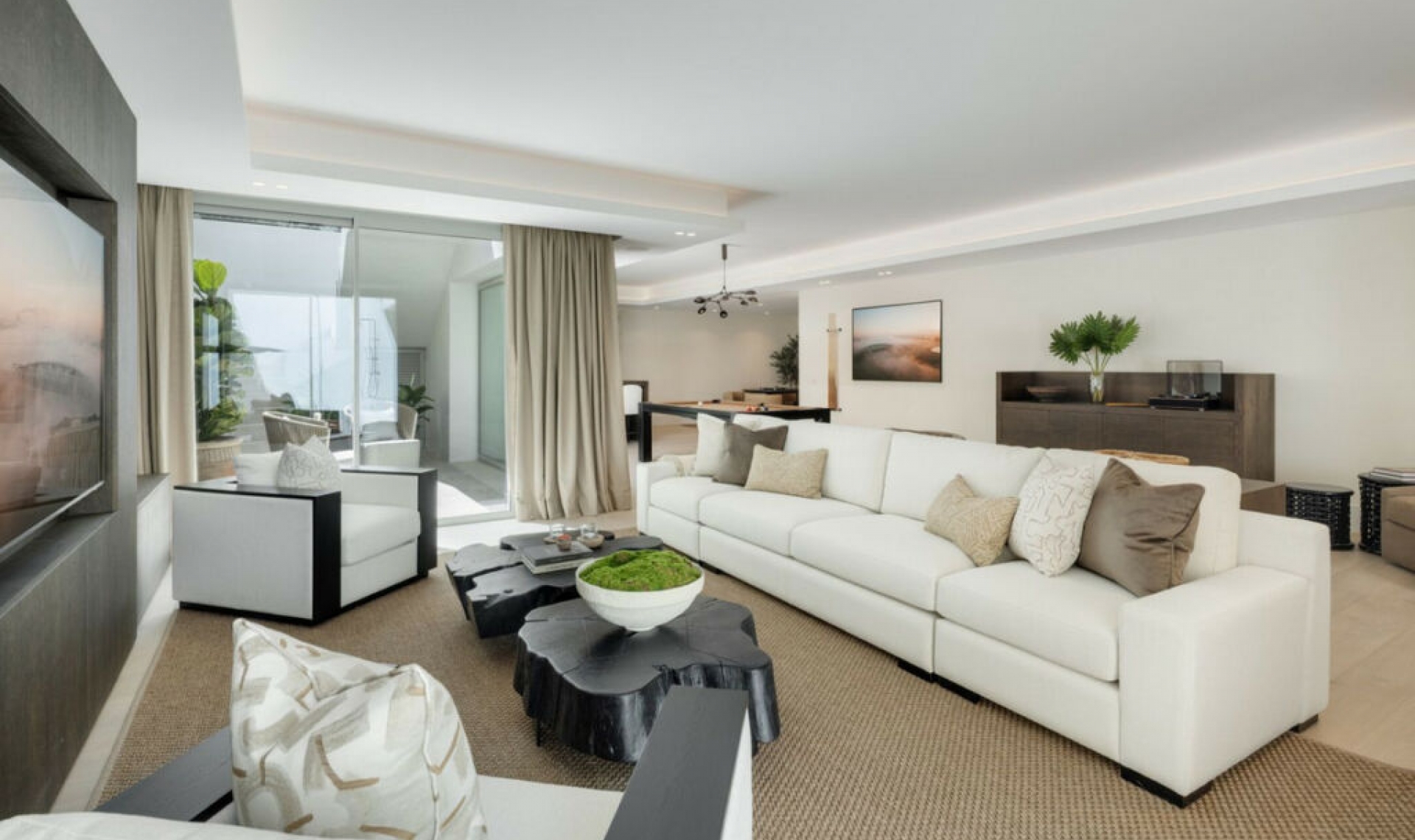 Resale - House -
Nagüeles