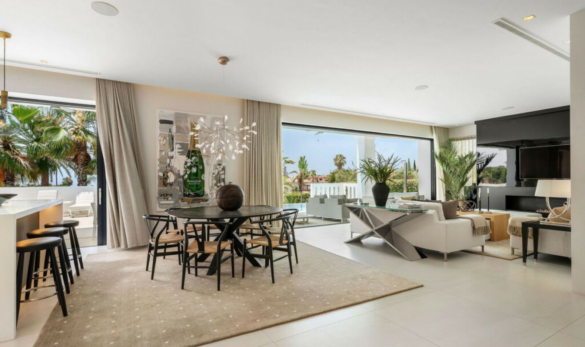 Resale - House -
Nagüeles