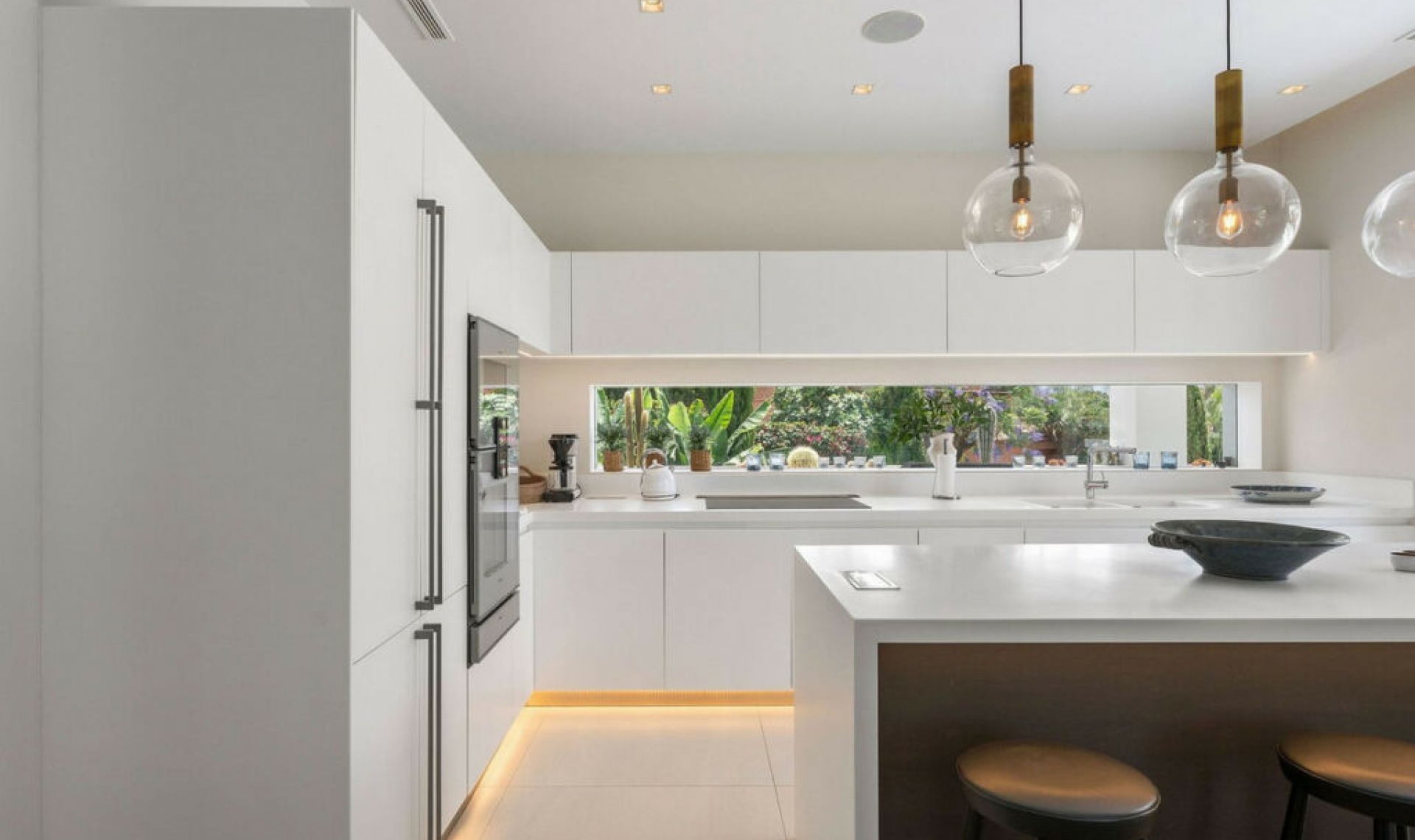 Resale - House -
Nagüeles