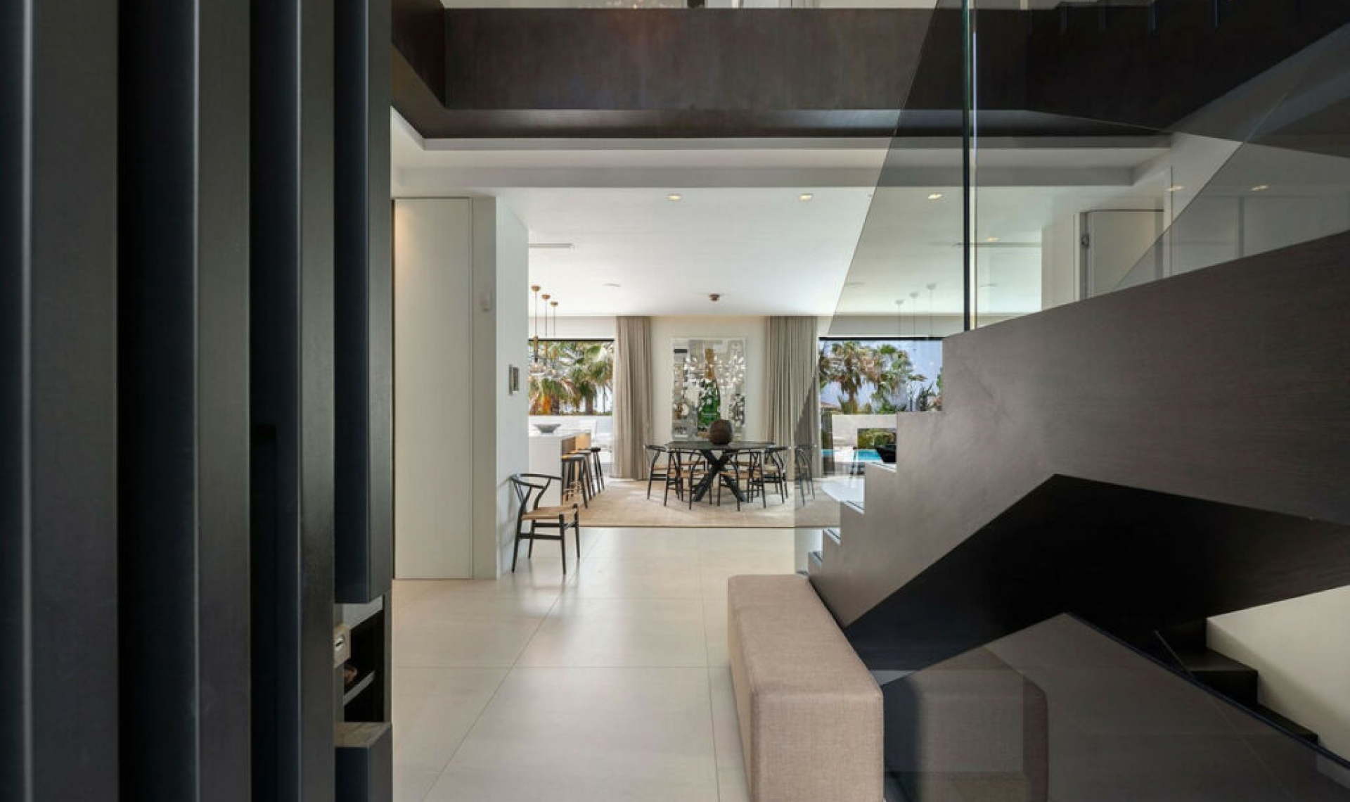 Resale - House -
Nagüeles