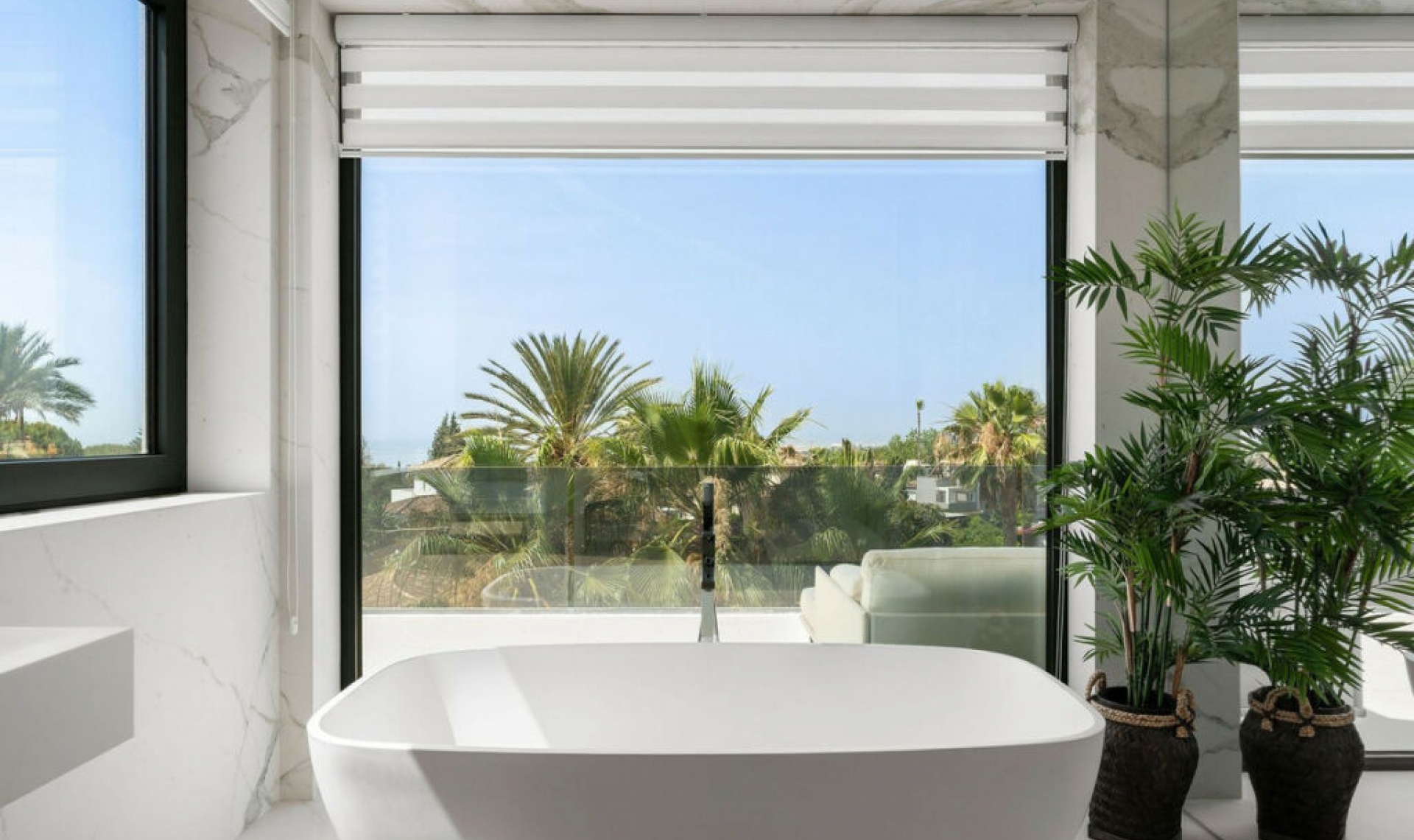 Resale - House -
Nagüeles