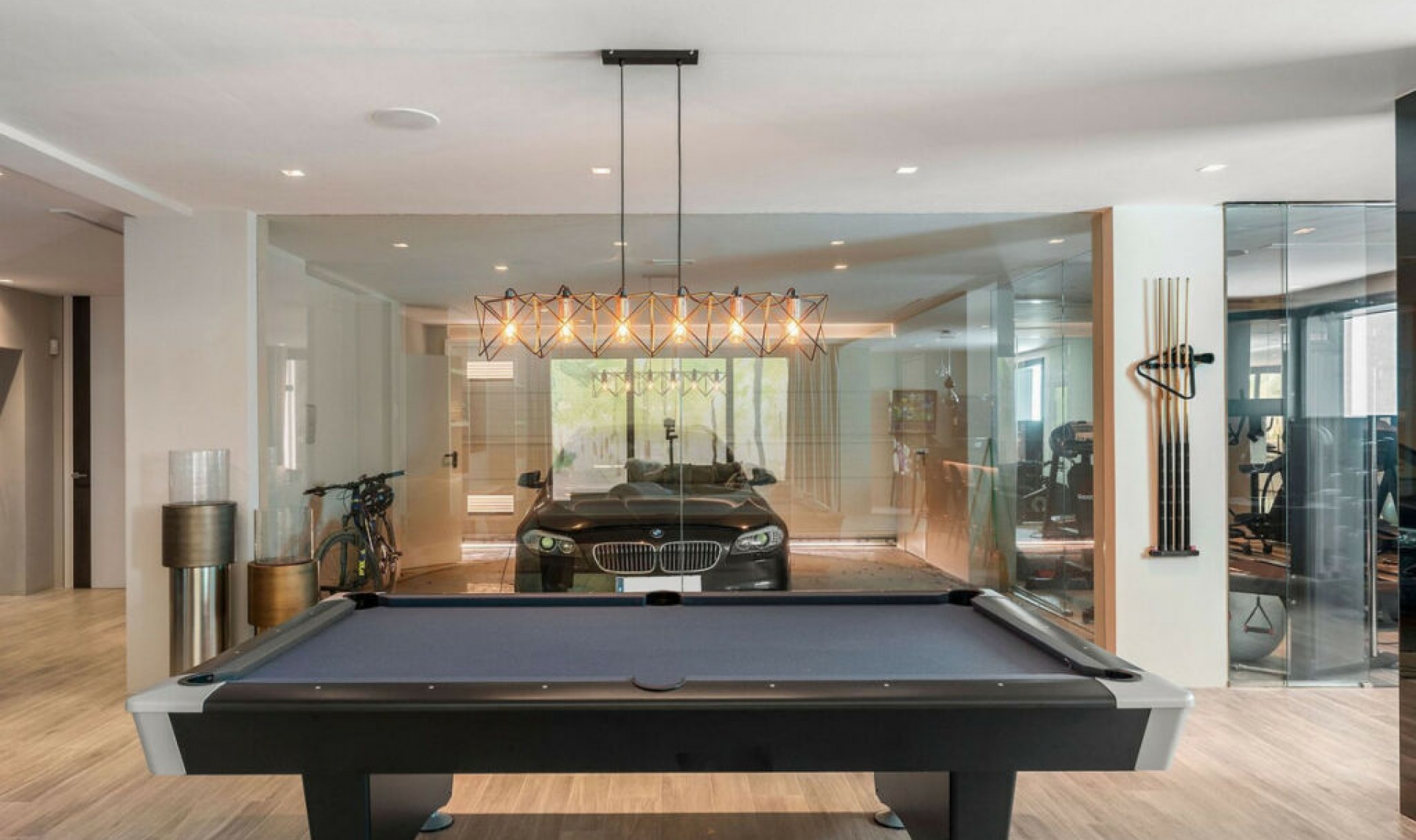 Resale - House -
Nagüeles