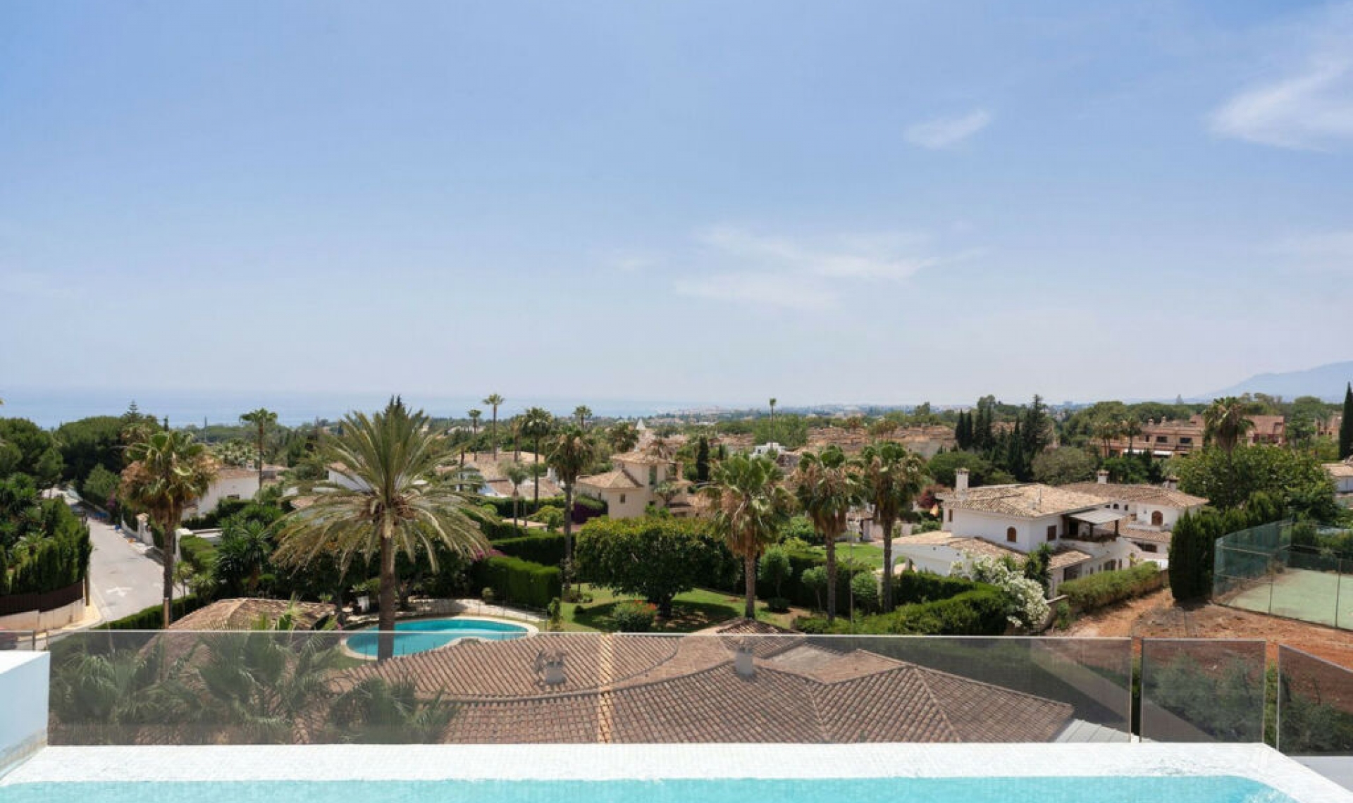 Resale - House -
Nagüeles