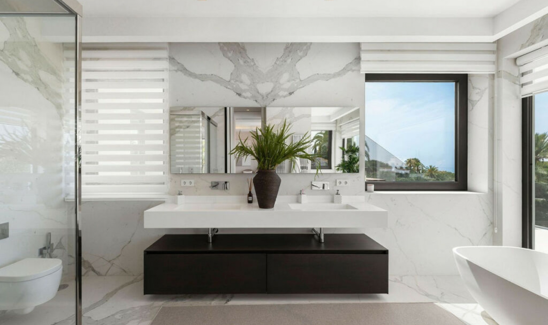 Resale - House -
Nagüeles