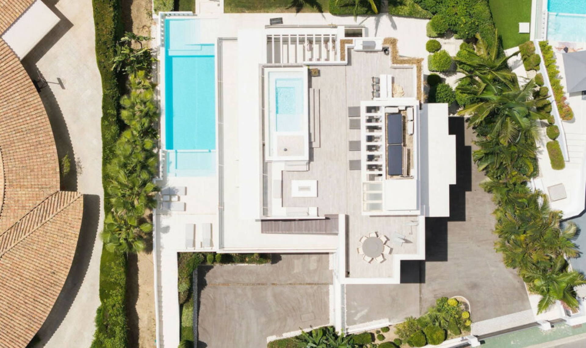 Resale - House -
Nagüeles