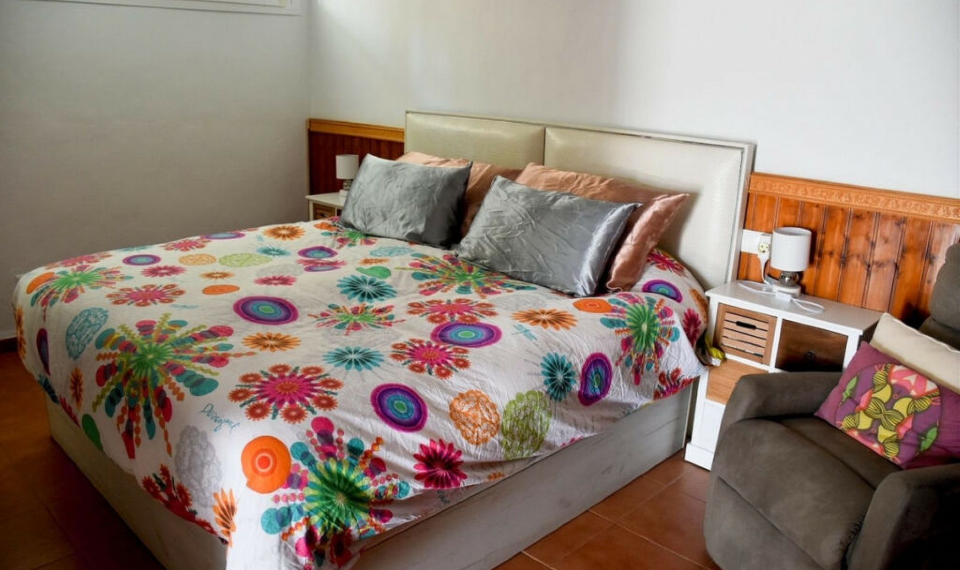 Resale - House -
Nerja