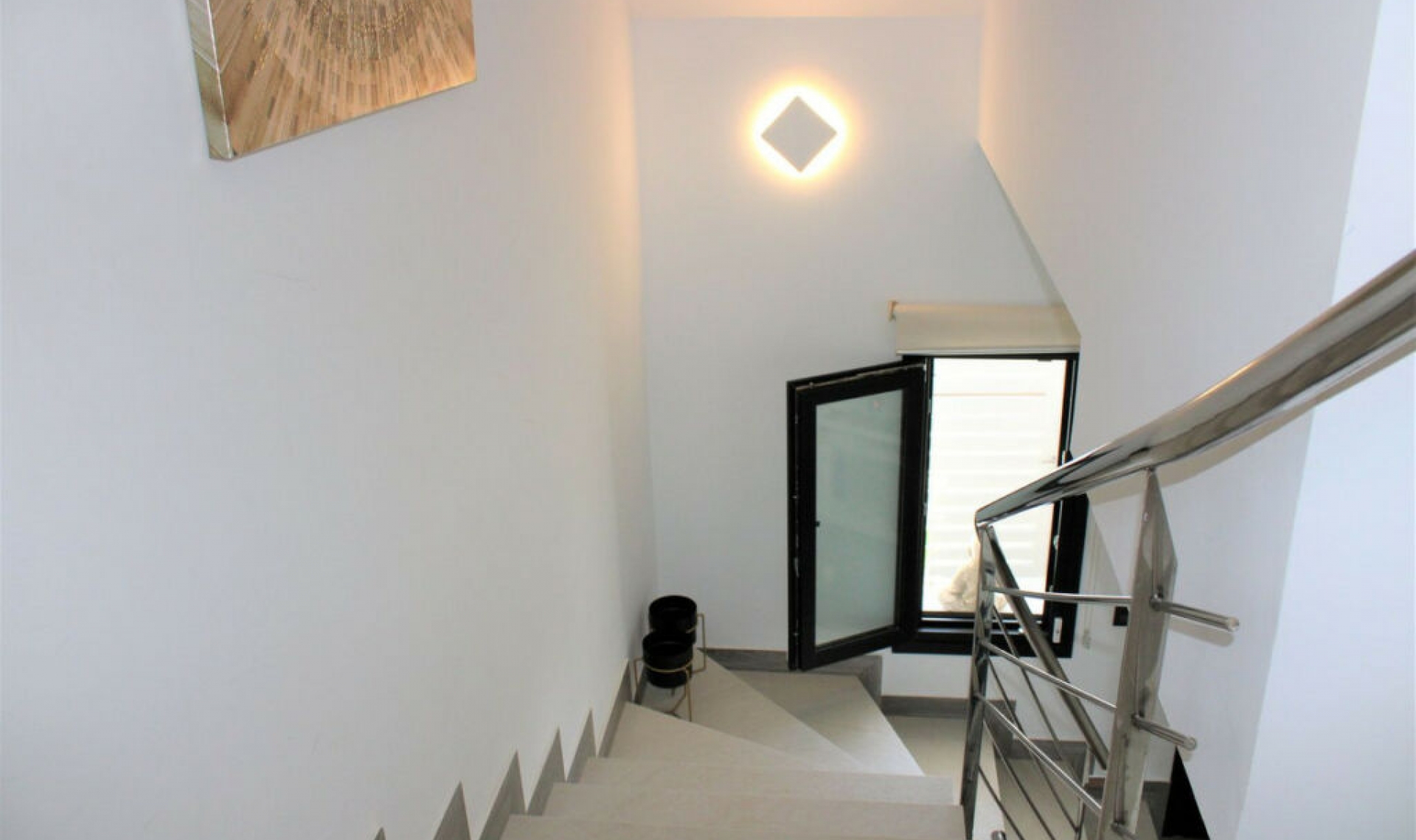 Resale - House -
Nerja