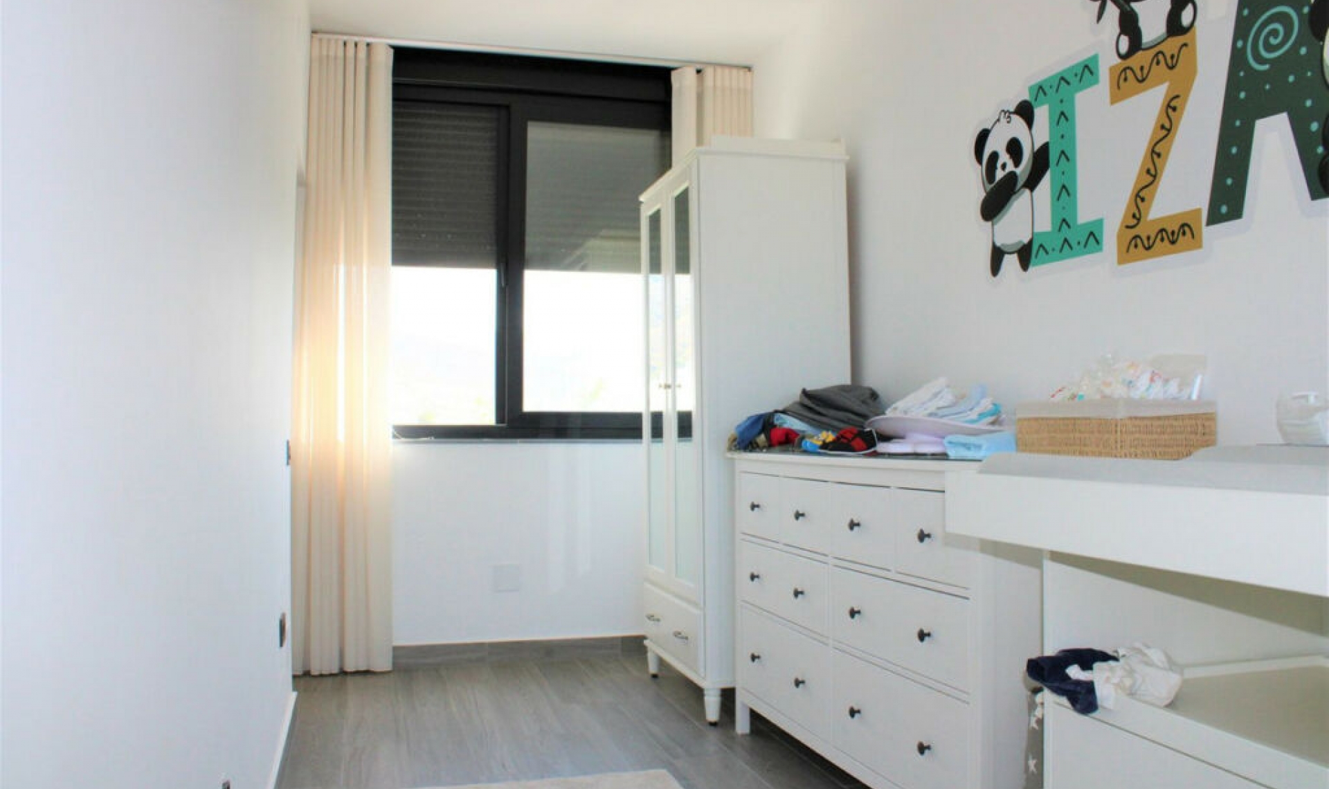 Resale - House -
Nerja