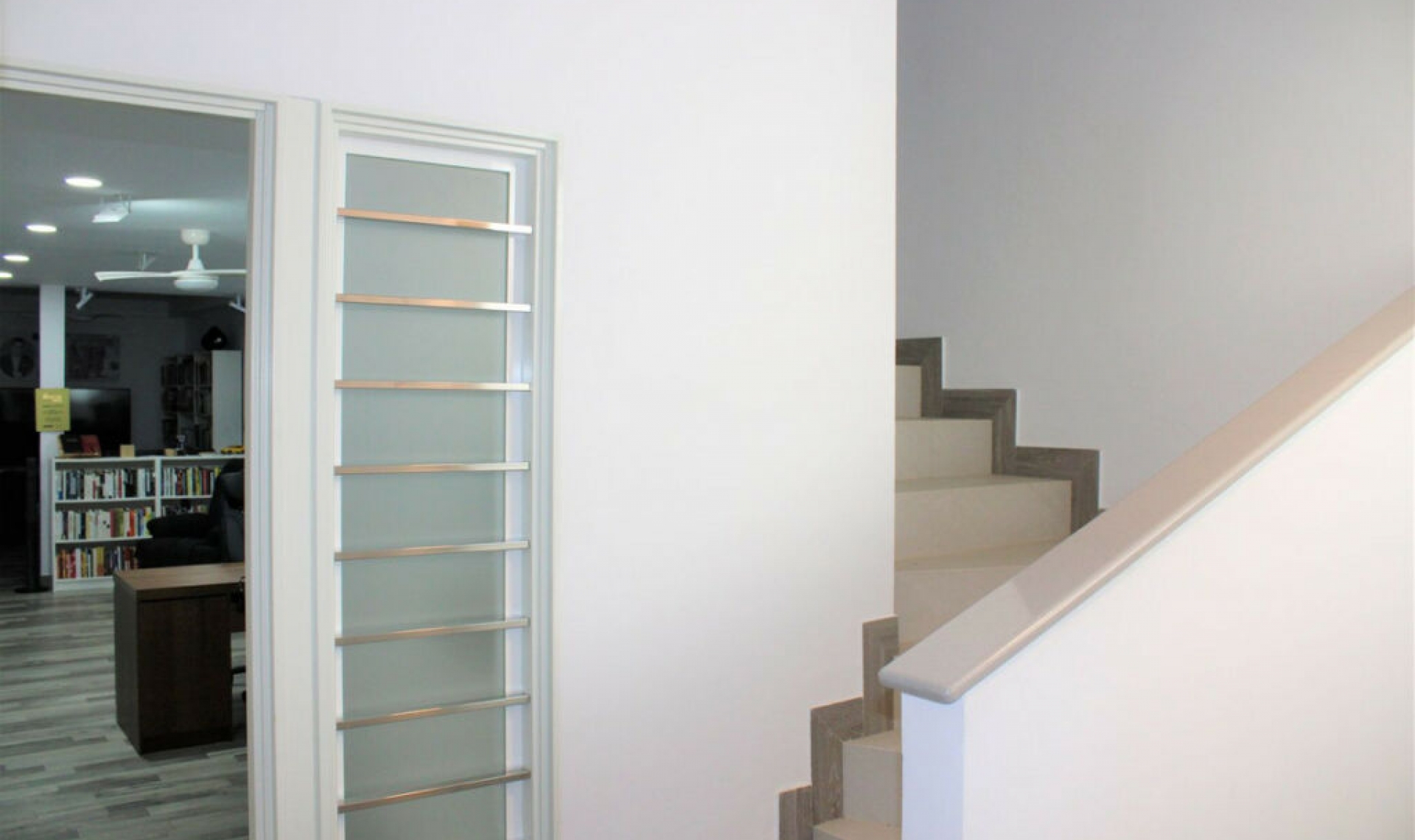 Resale - House -
Nerja